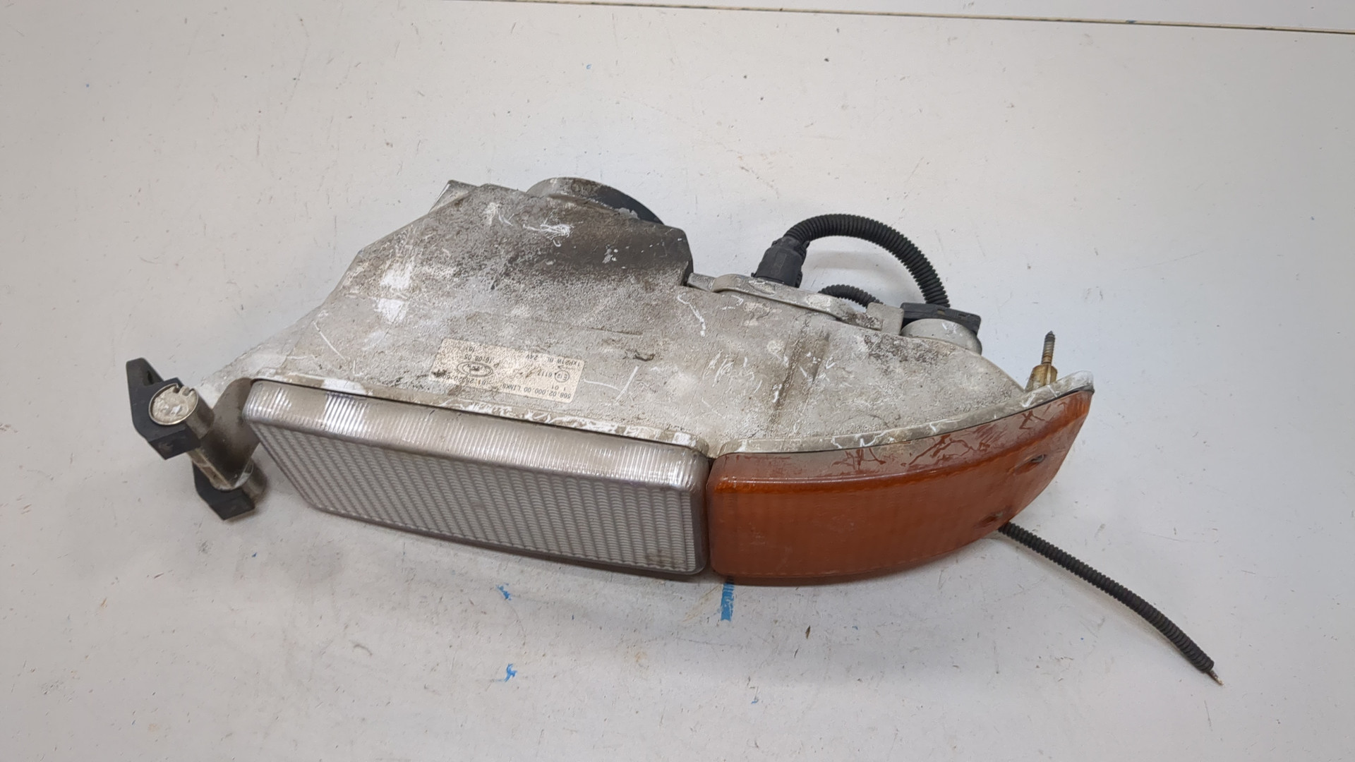 Повторитель на крыло левый