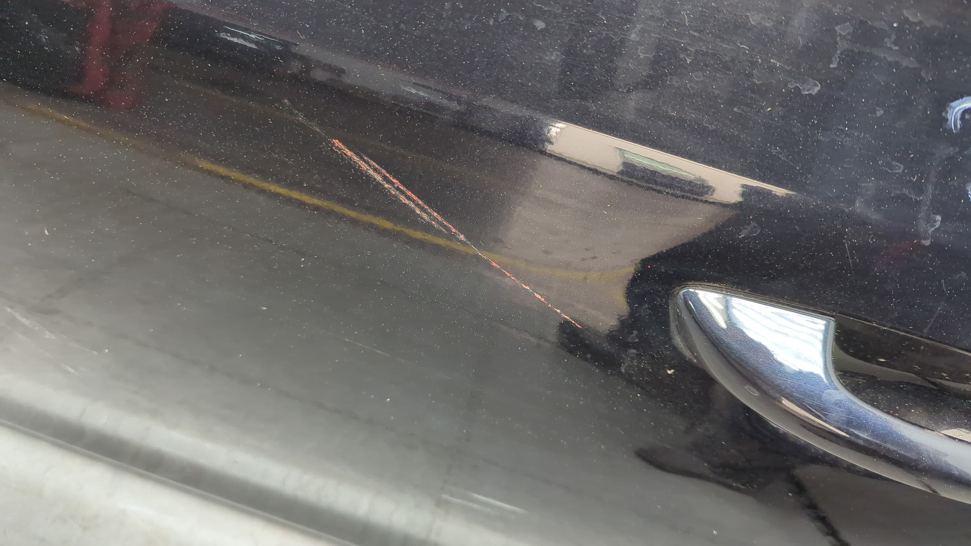 Дверь передняя левая