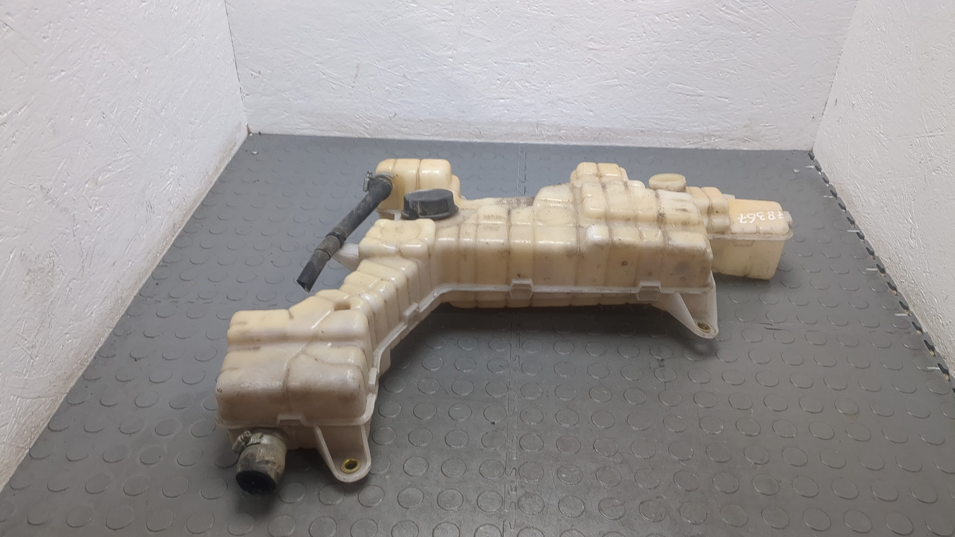 Бачок расширительный