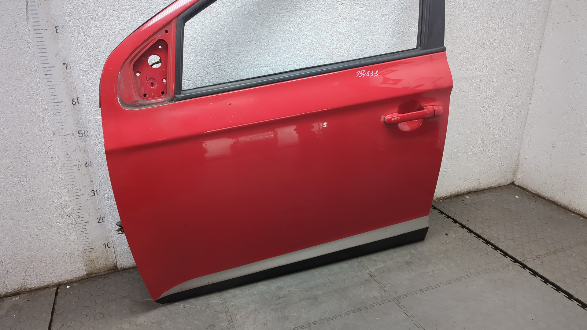 Дверь передняя левая