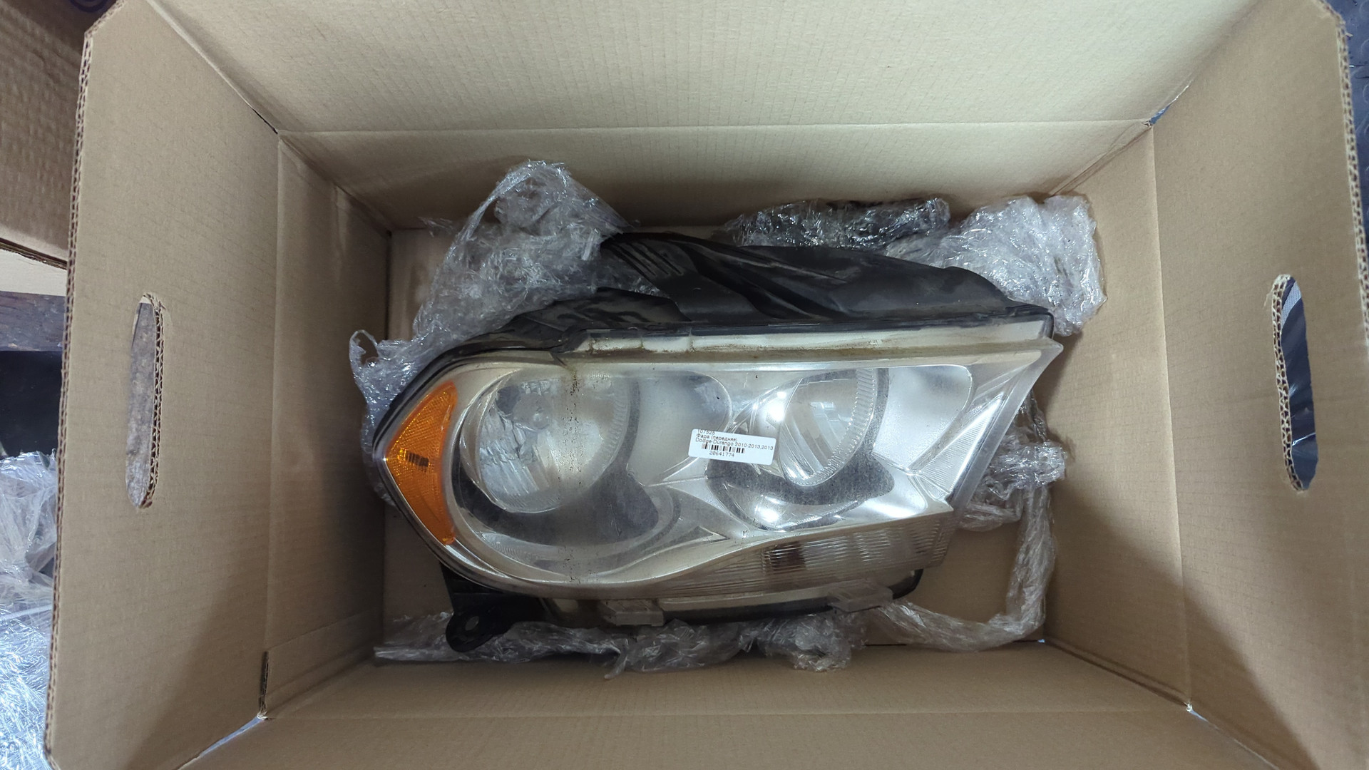 Фара правая