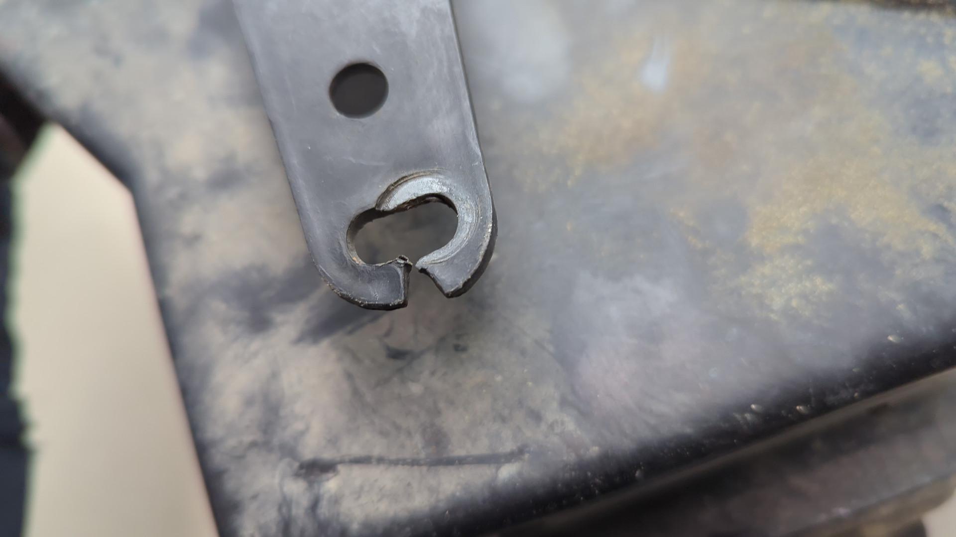 Фара правая