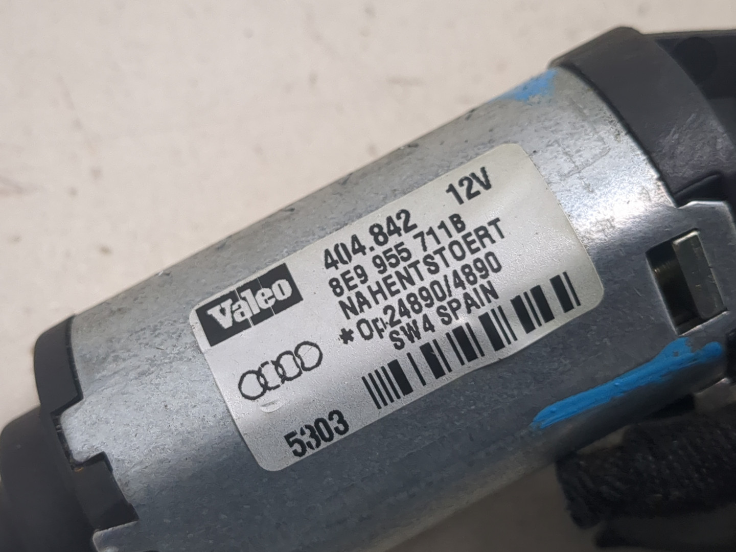 Моторчик стеклоочистителя задний