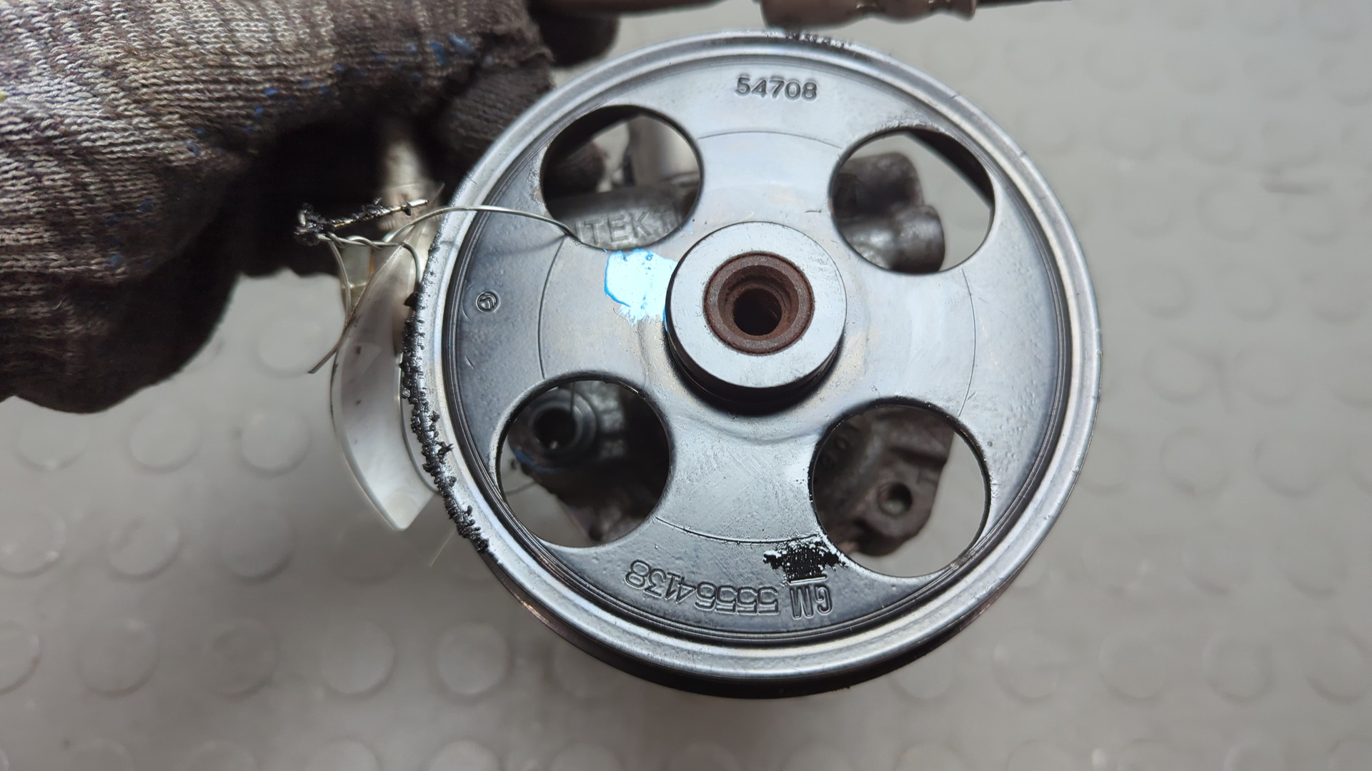 Насос ГУР (гидроусилитель руля)