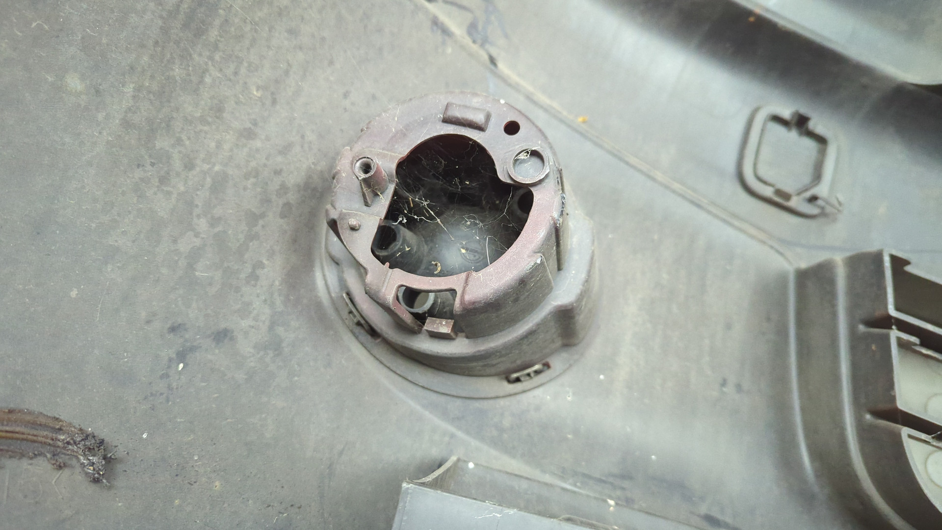 Бампер передний