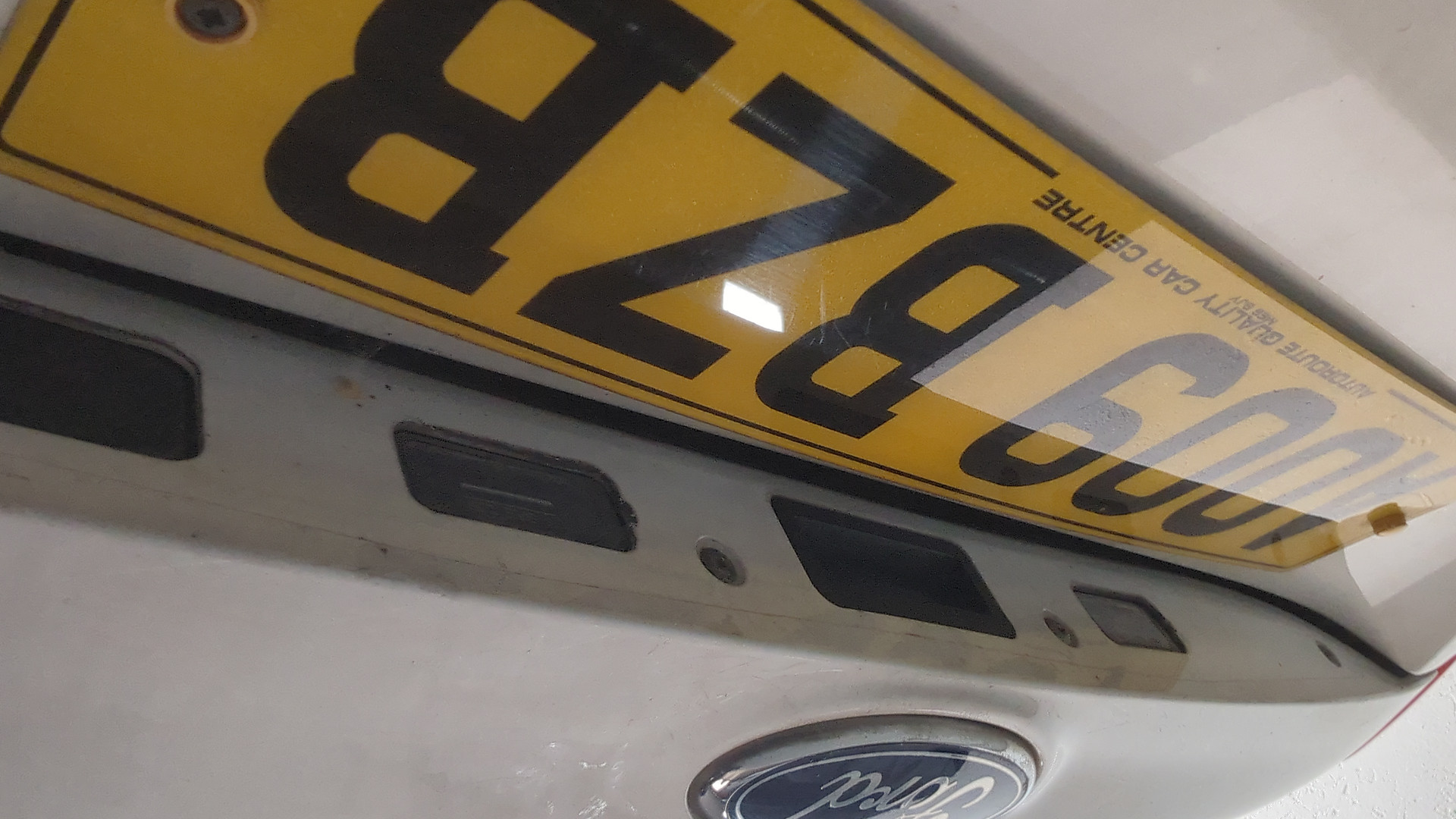 Дверь багажника