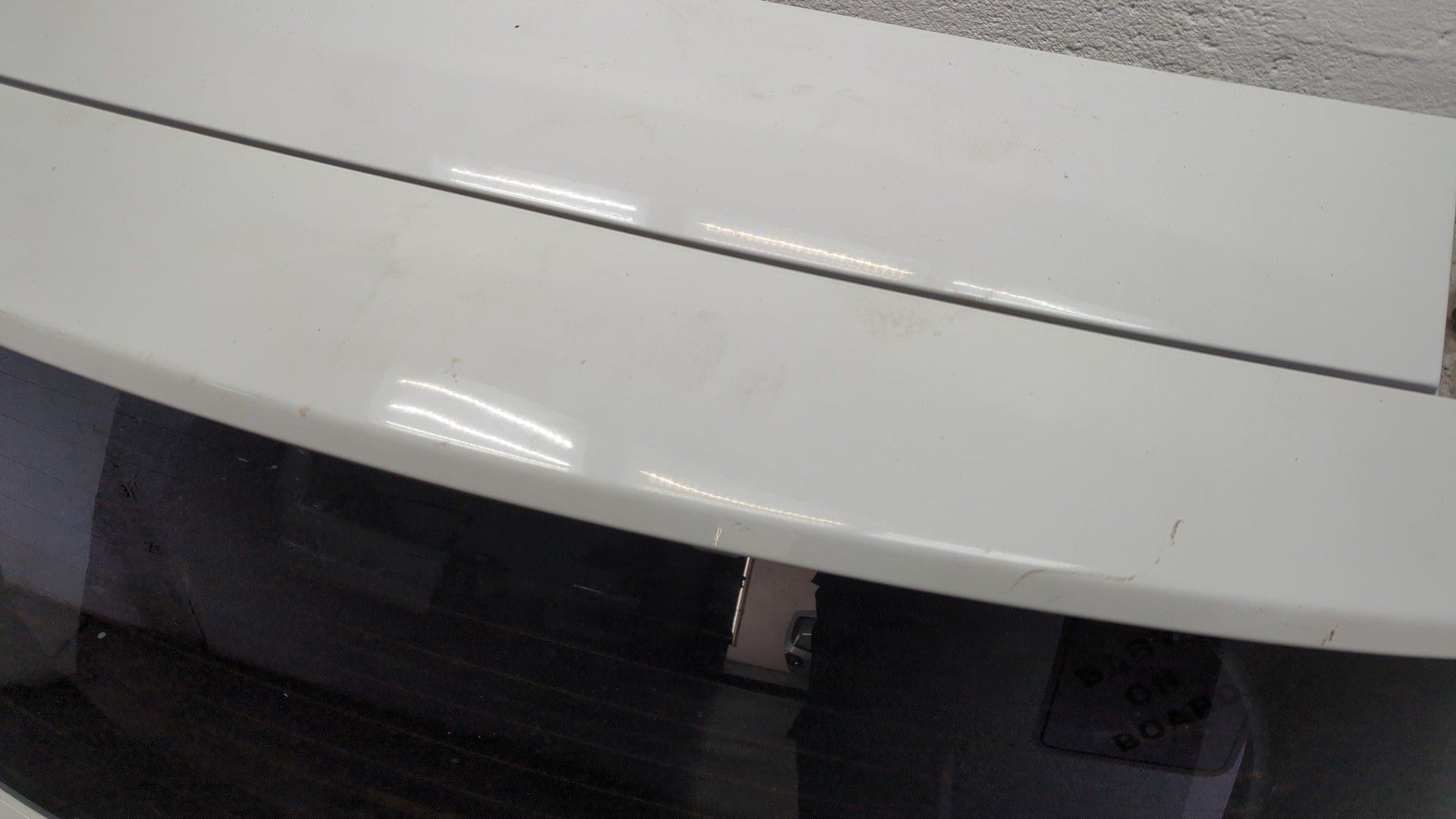 Дверь багажника