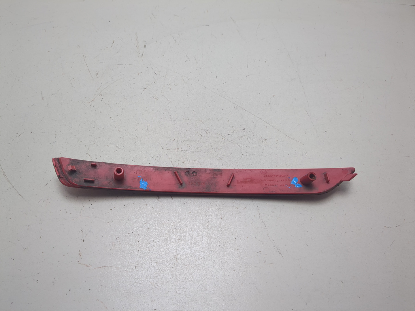 Отражатель в бампер задний правый