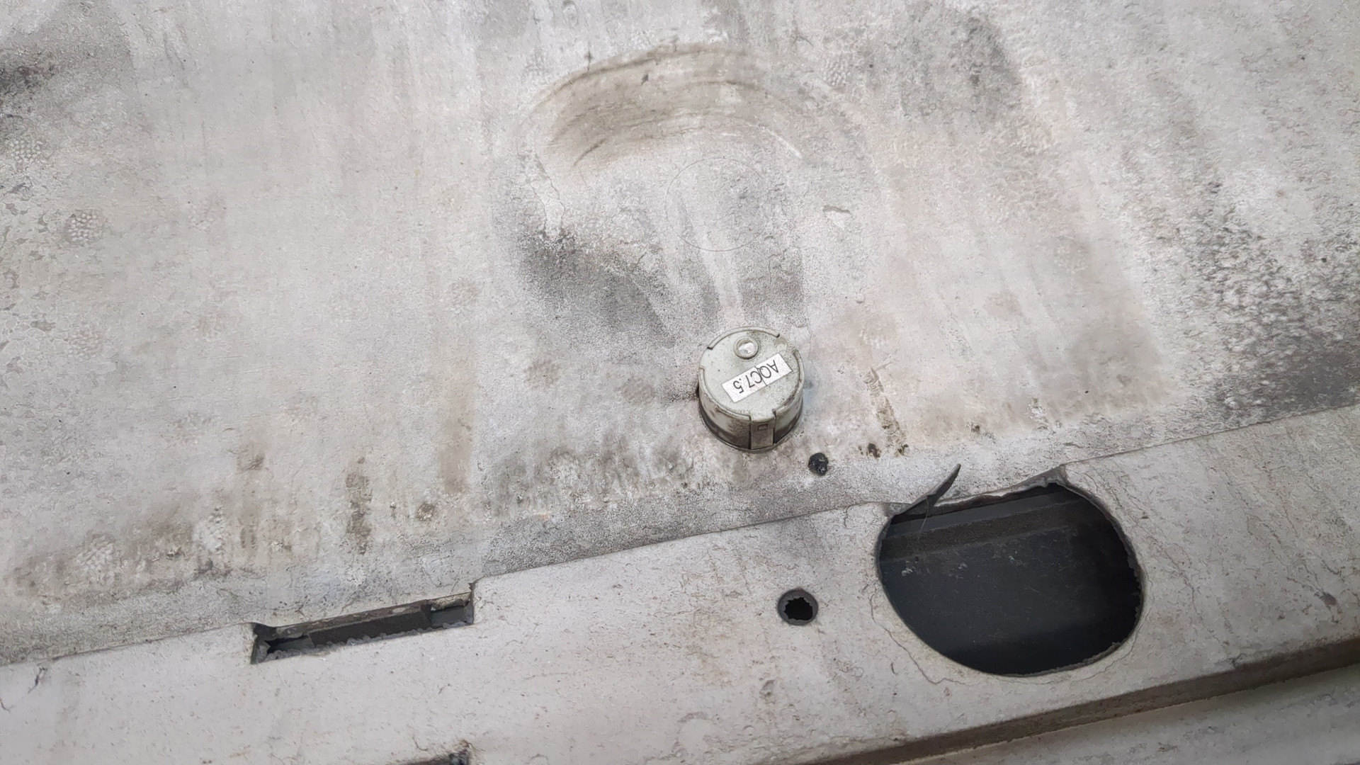 Бампер задний