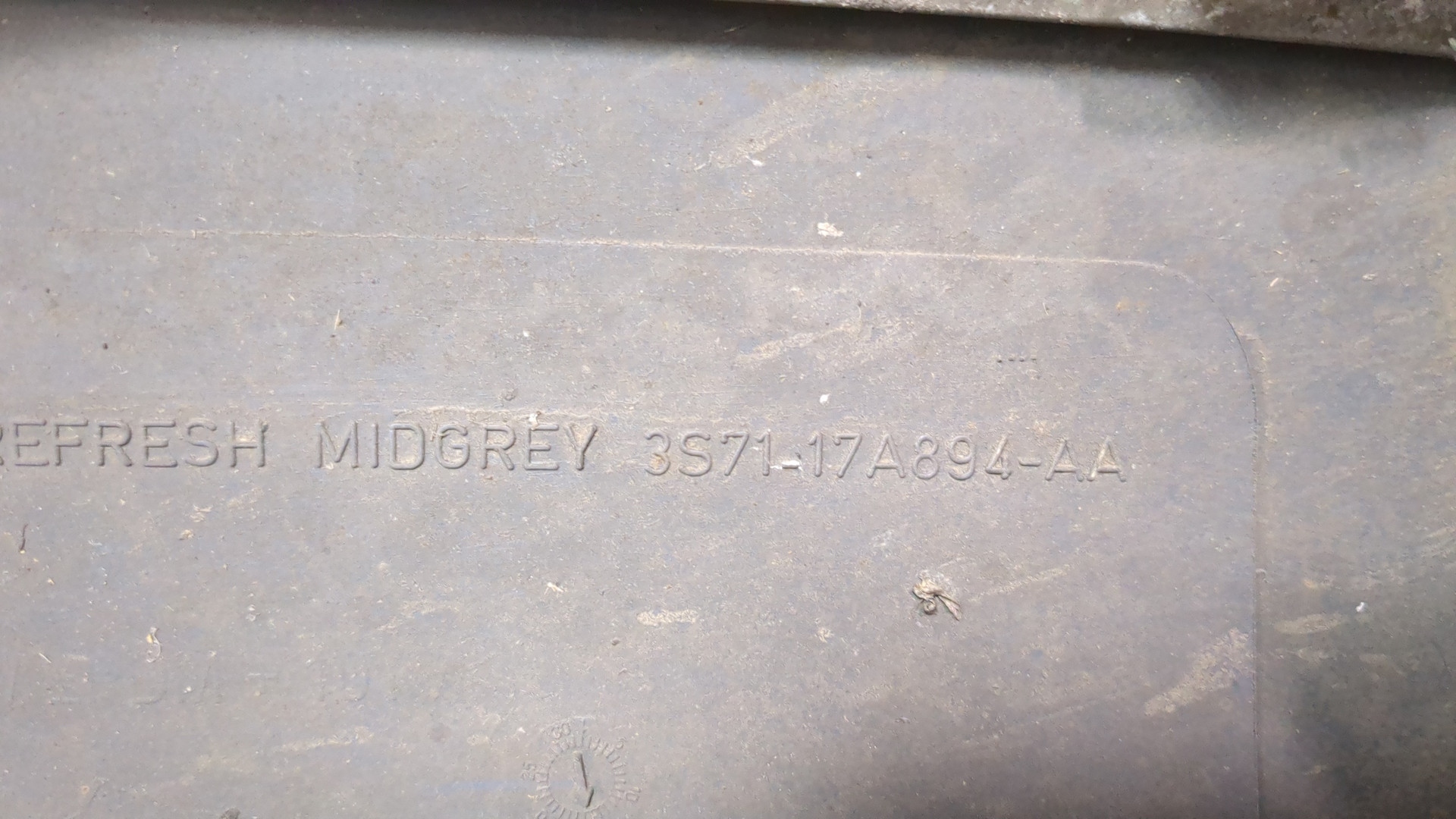 Бампер задний