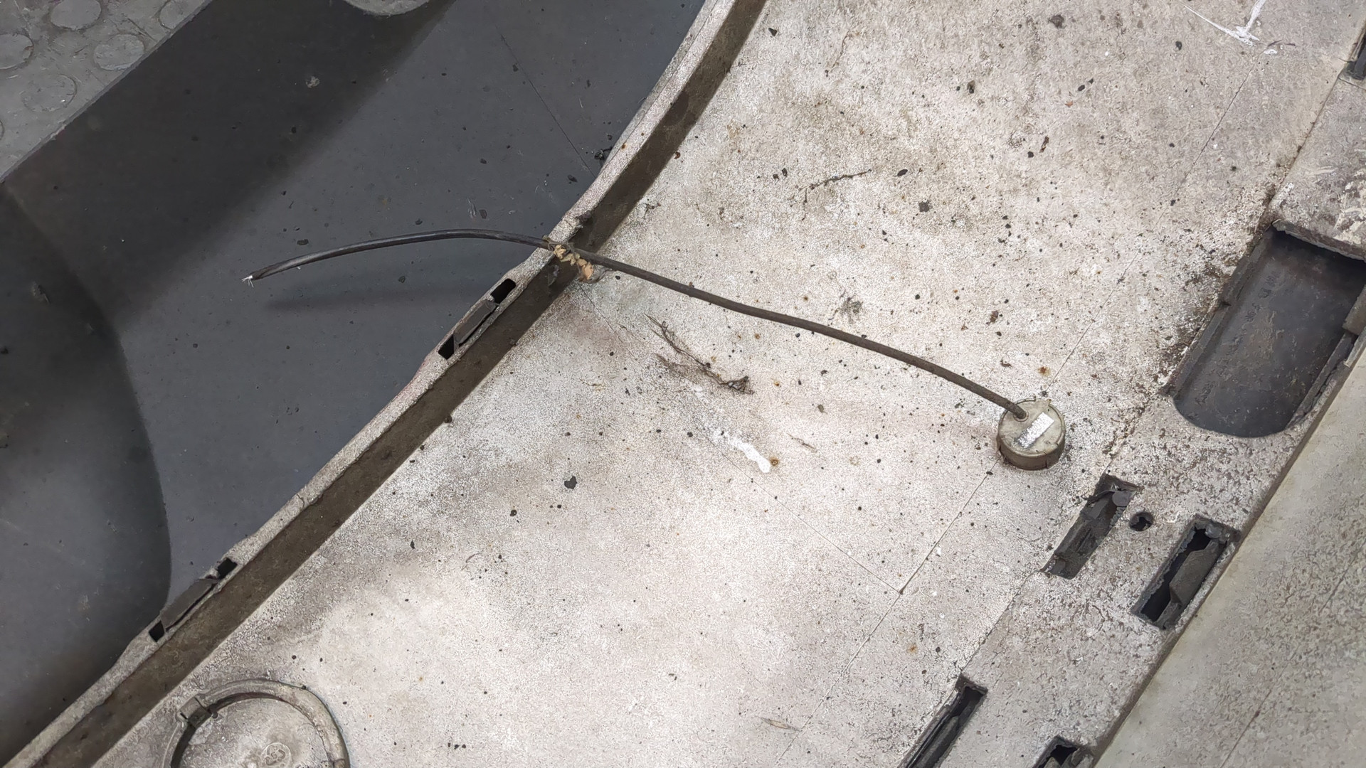 Бампер задний