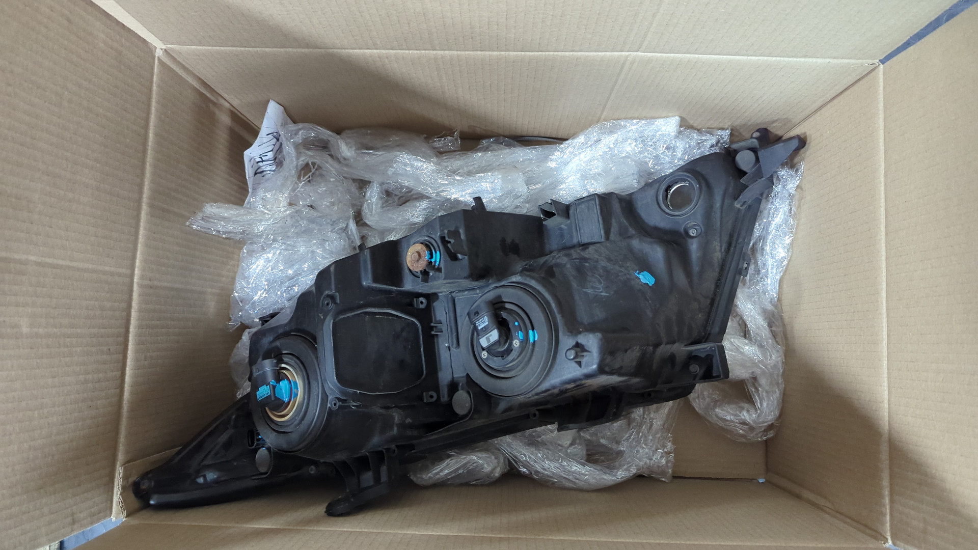 Фара правая