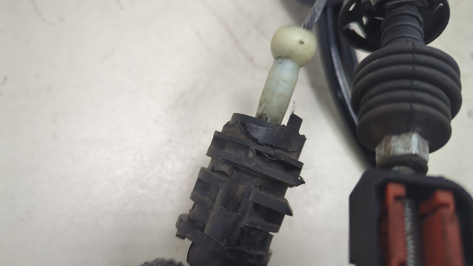 Трос КПП (выбора/переключения передач)