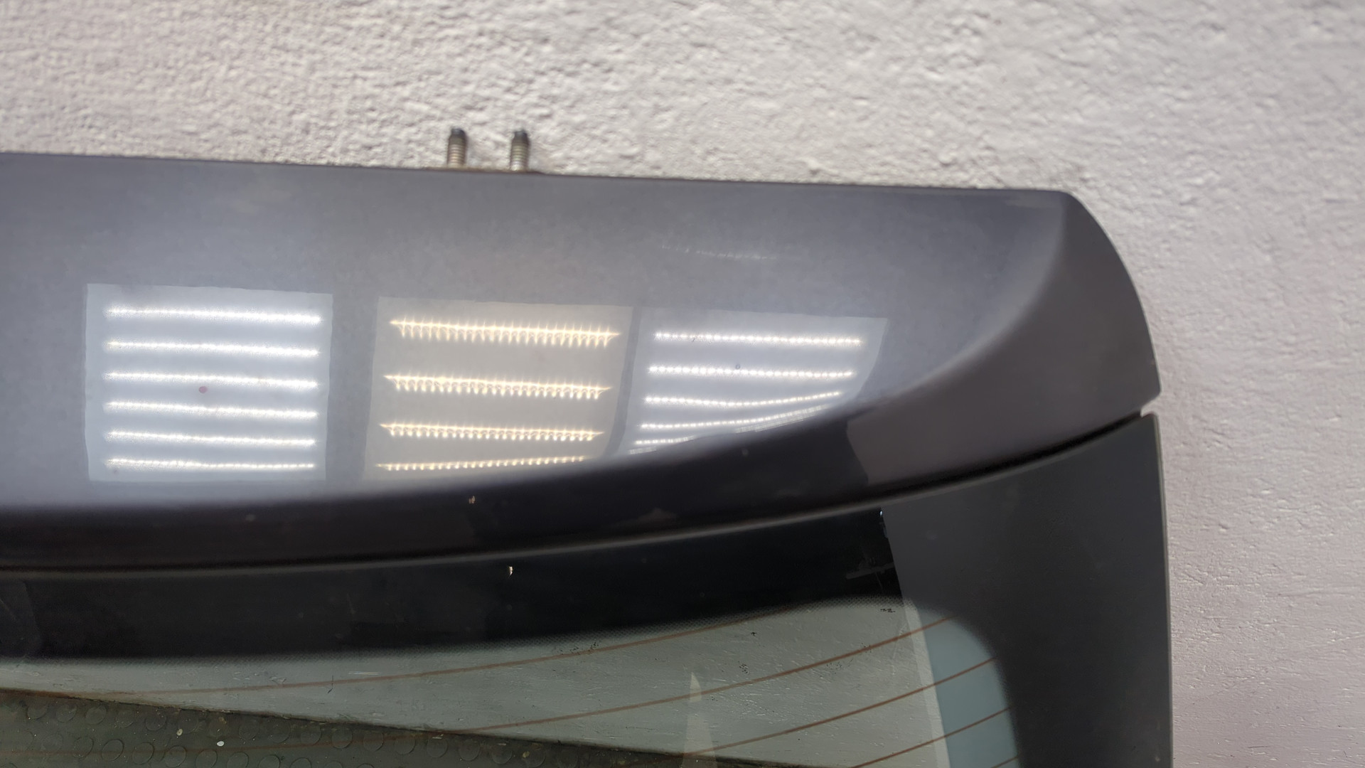 Дверь багажника