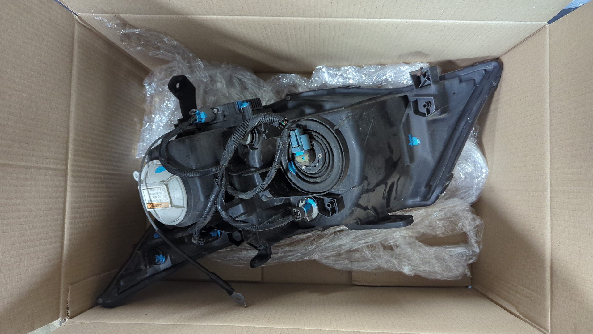 Фара правая