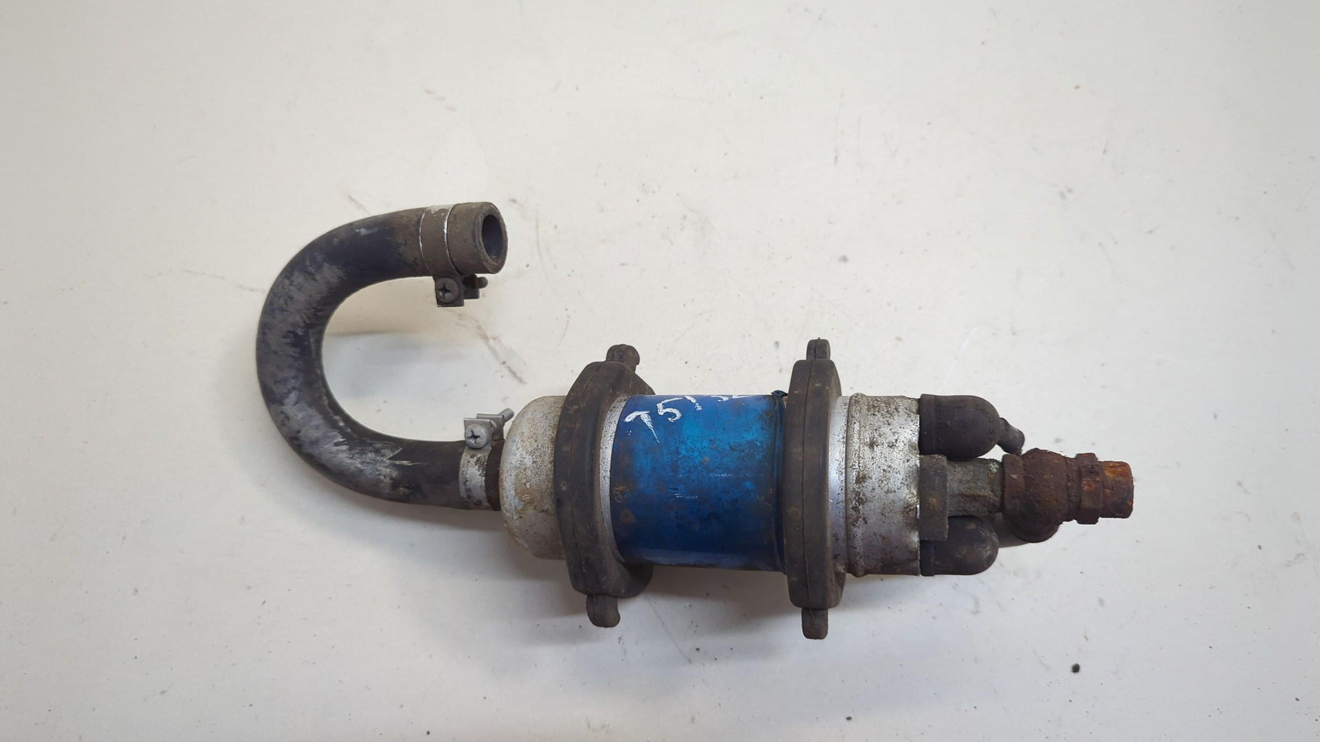 Насос топливный электрический