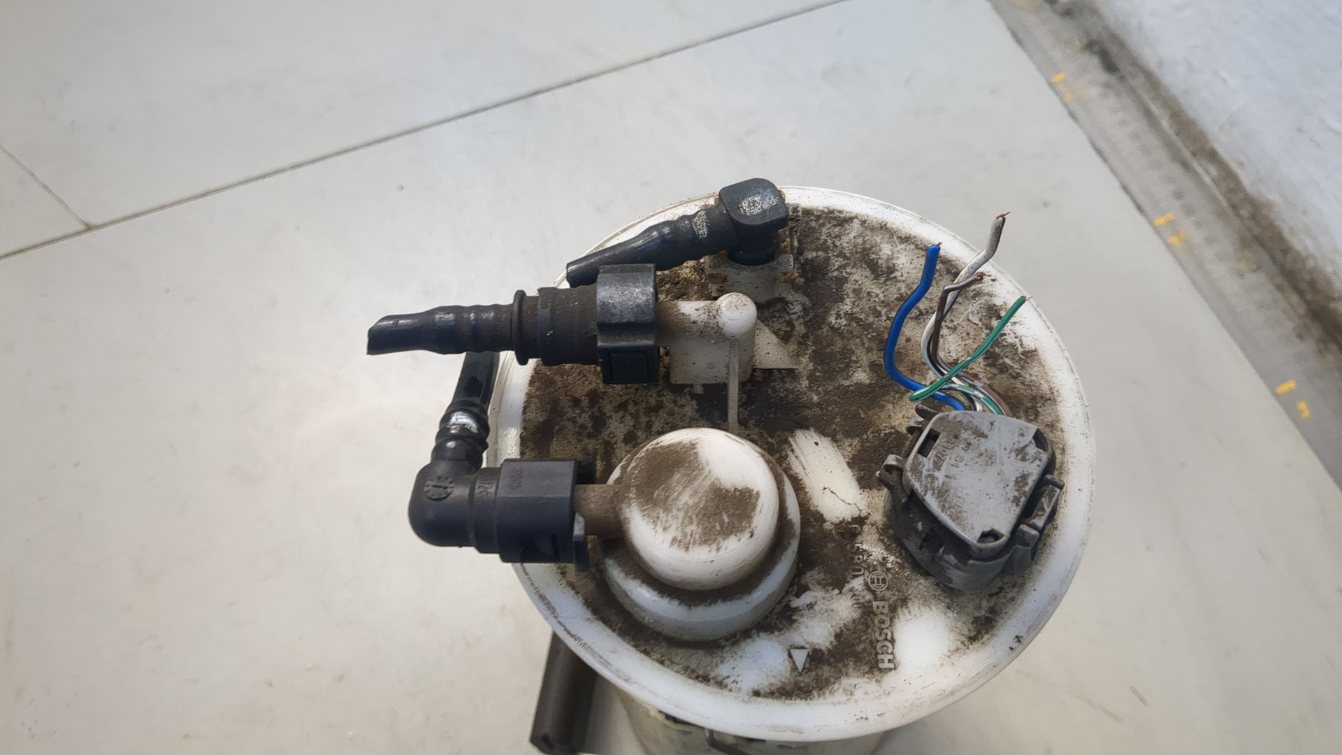 Насос топливный электрический