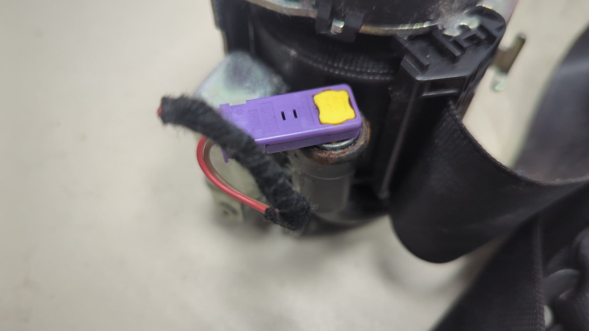 Ремень безопасности