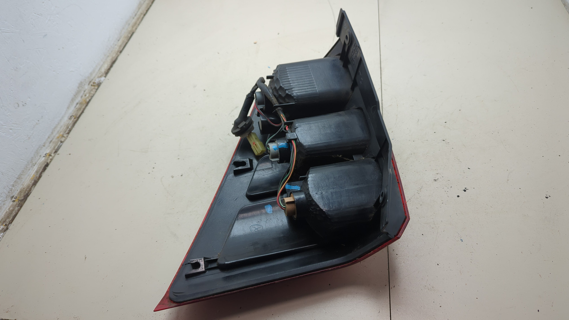 Фонарь задний левый