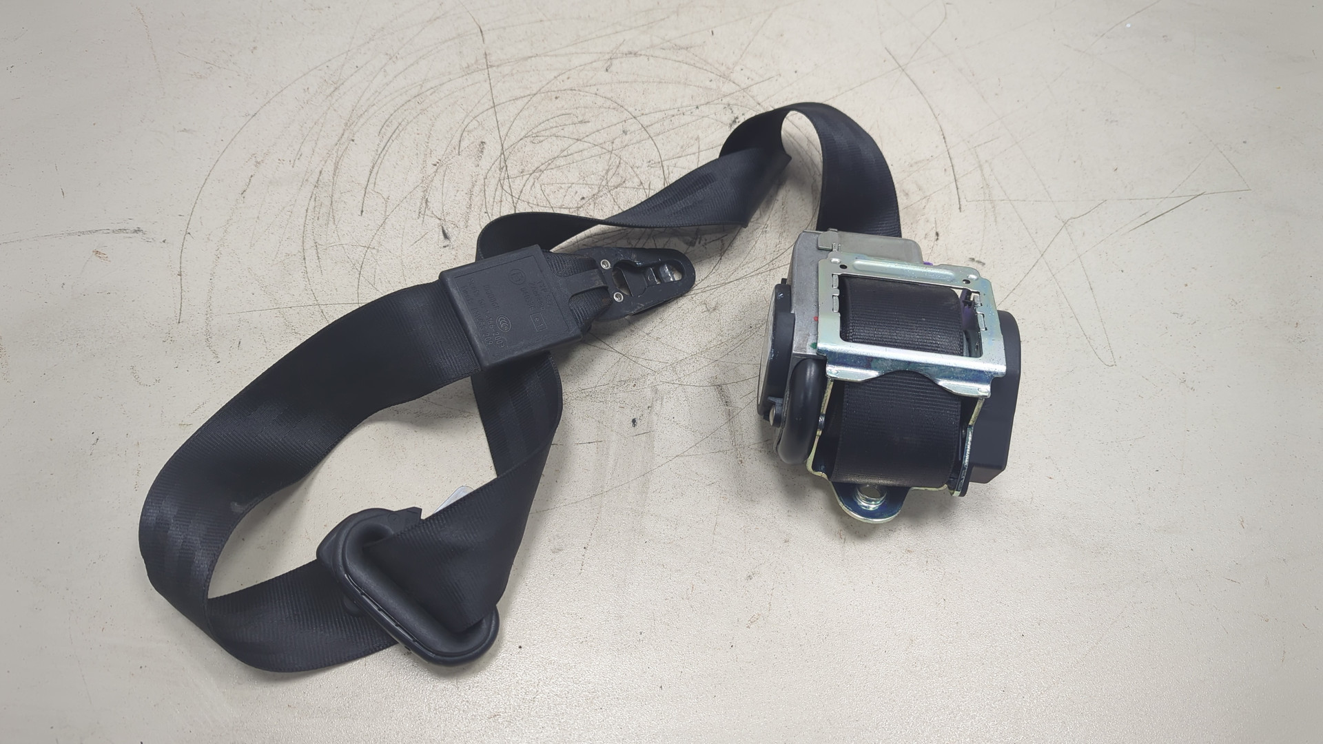 Ремень безопасности