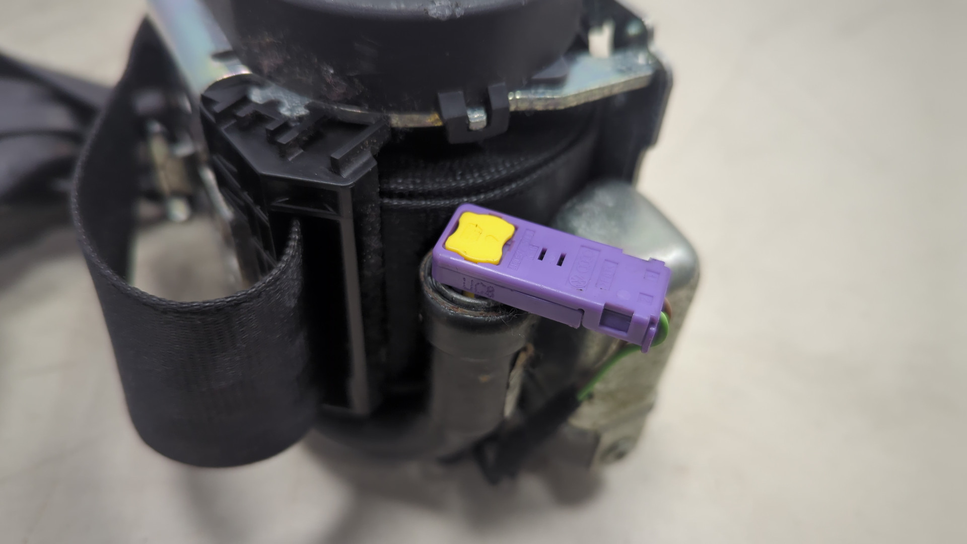 Ремень безопасности