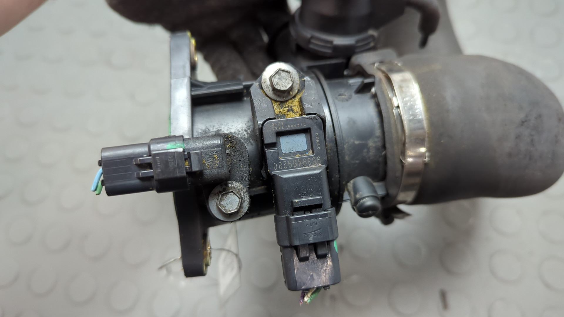 Заслонка дроссельная электрическая