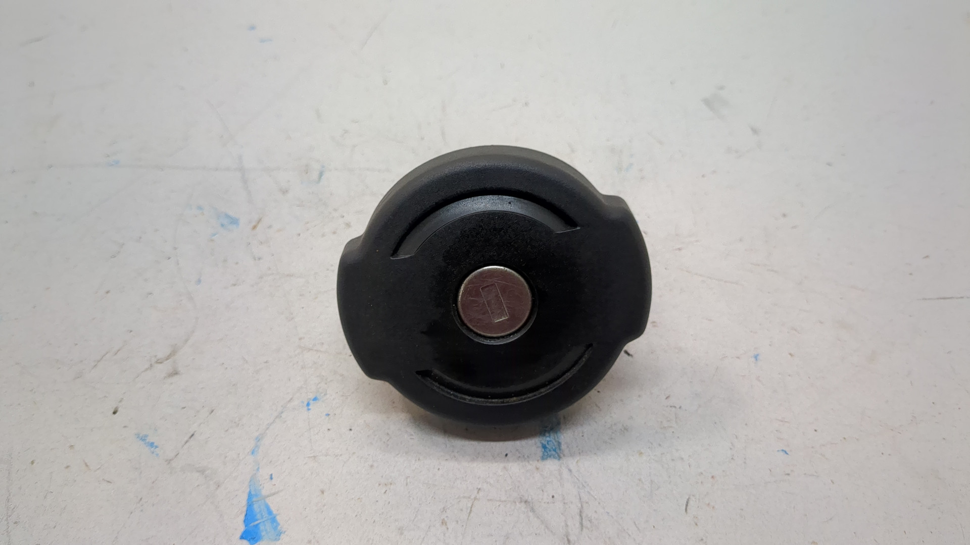 Крышка бензобака