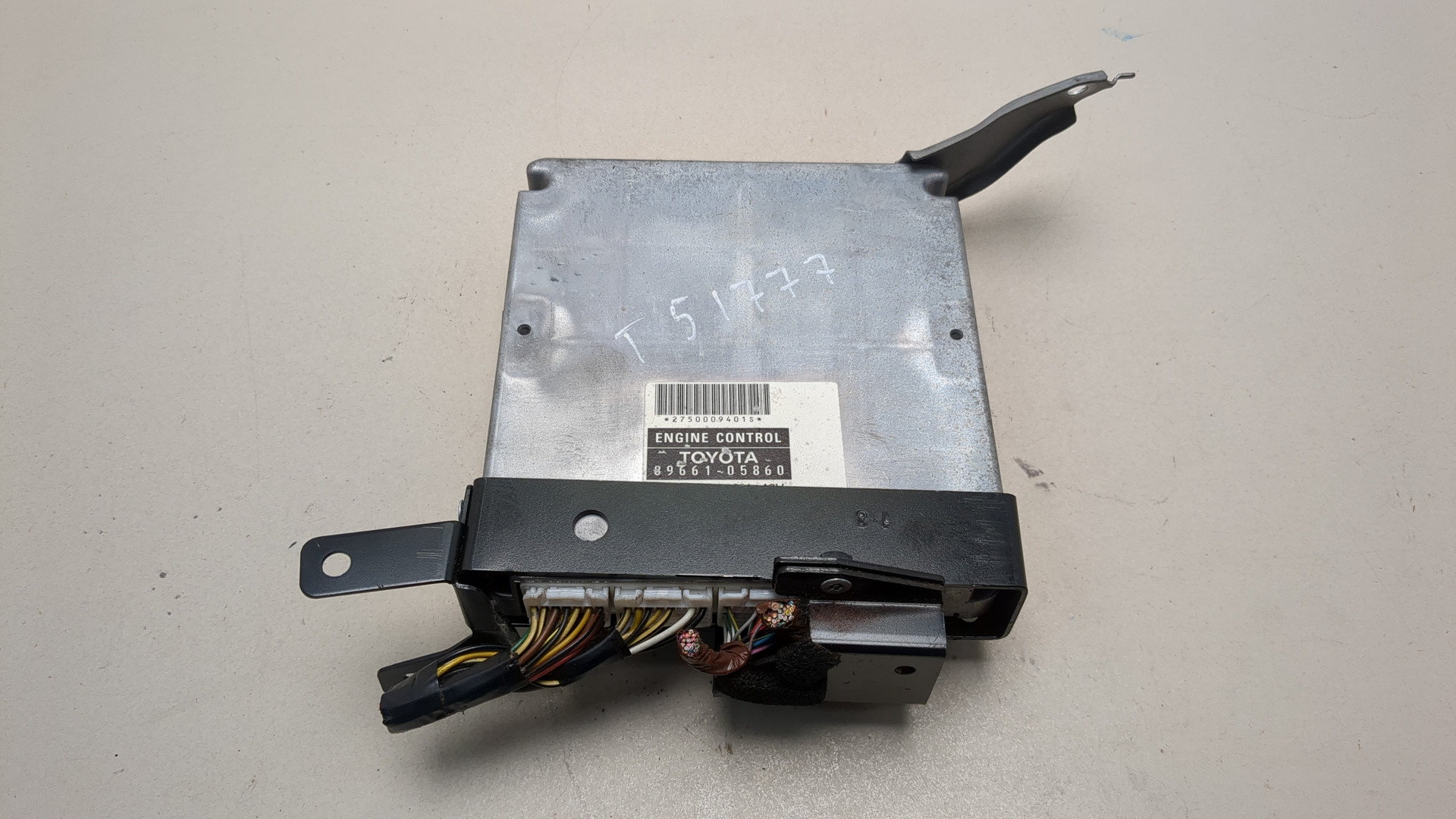 Блок управления двигателем