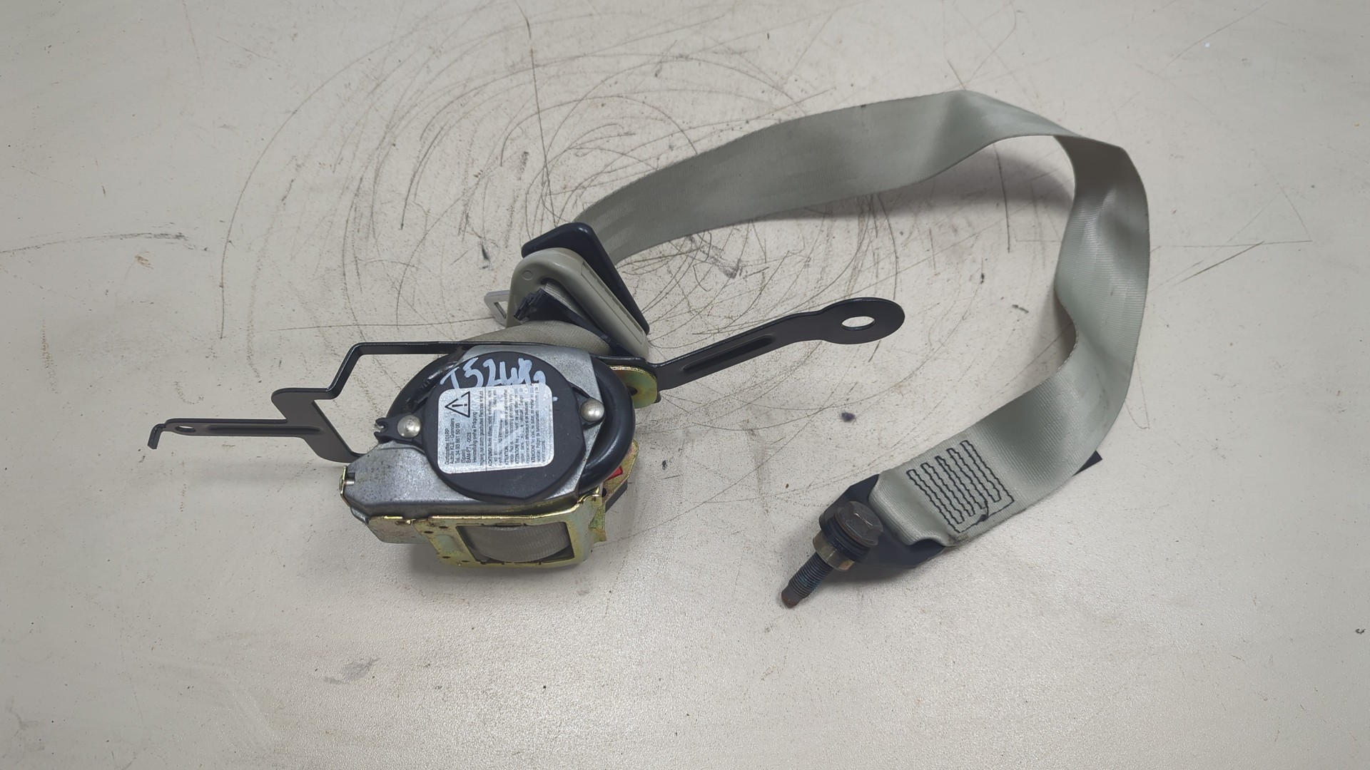 Ремень безопасности