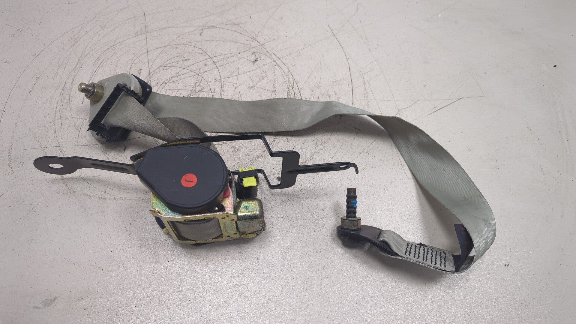 Ремень безопасности