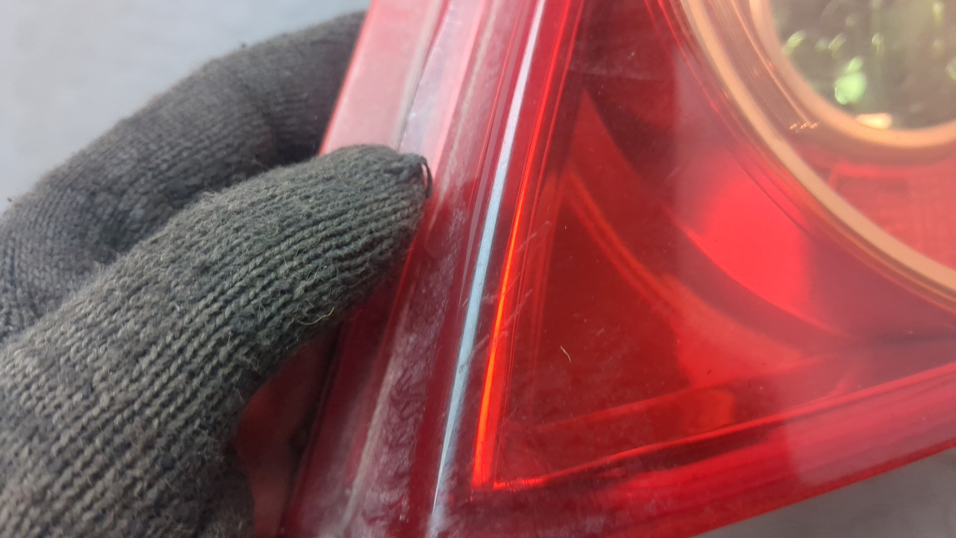 Фонарь задний правый