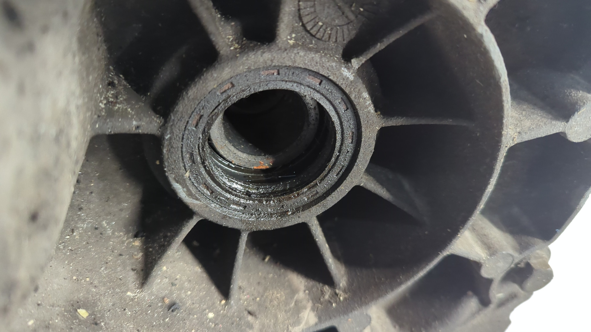 МКПП (механическая коробка переключения передач)