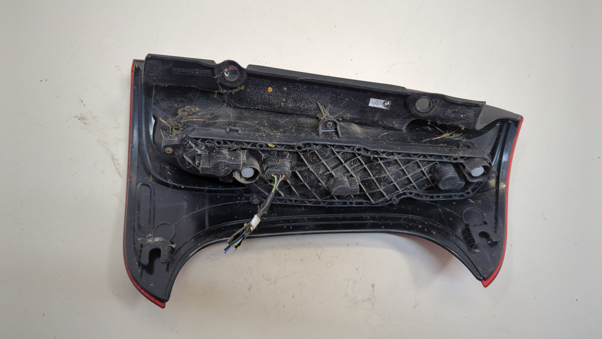 Фонарь задний левый