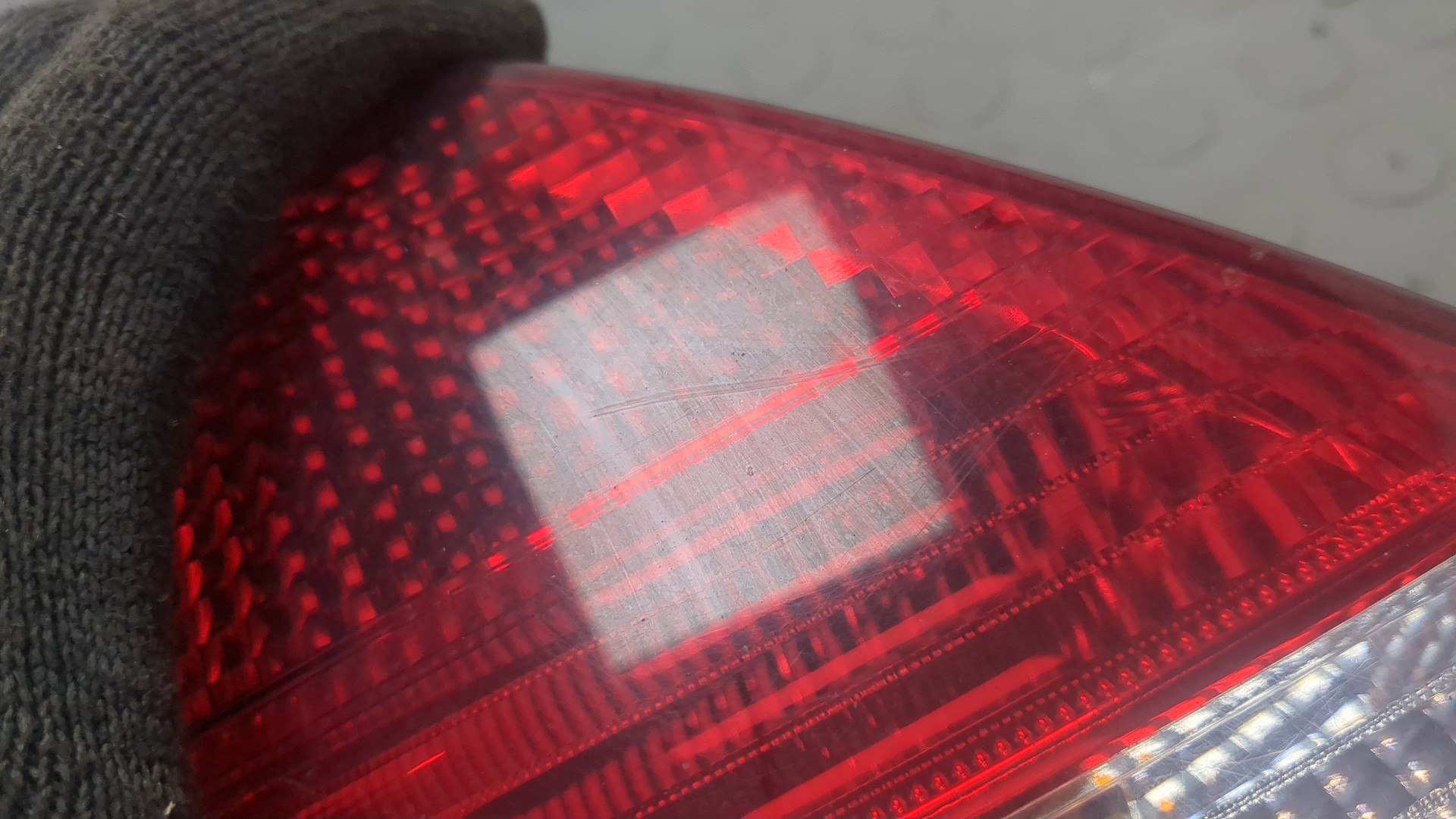 Фонарь задний левый