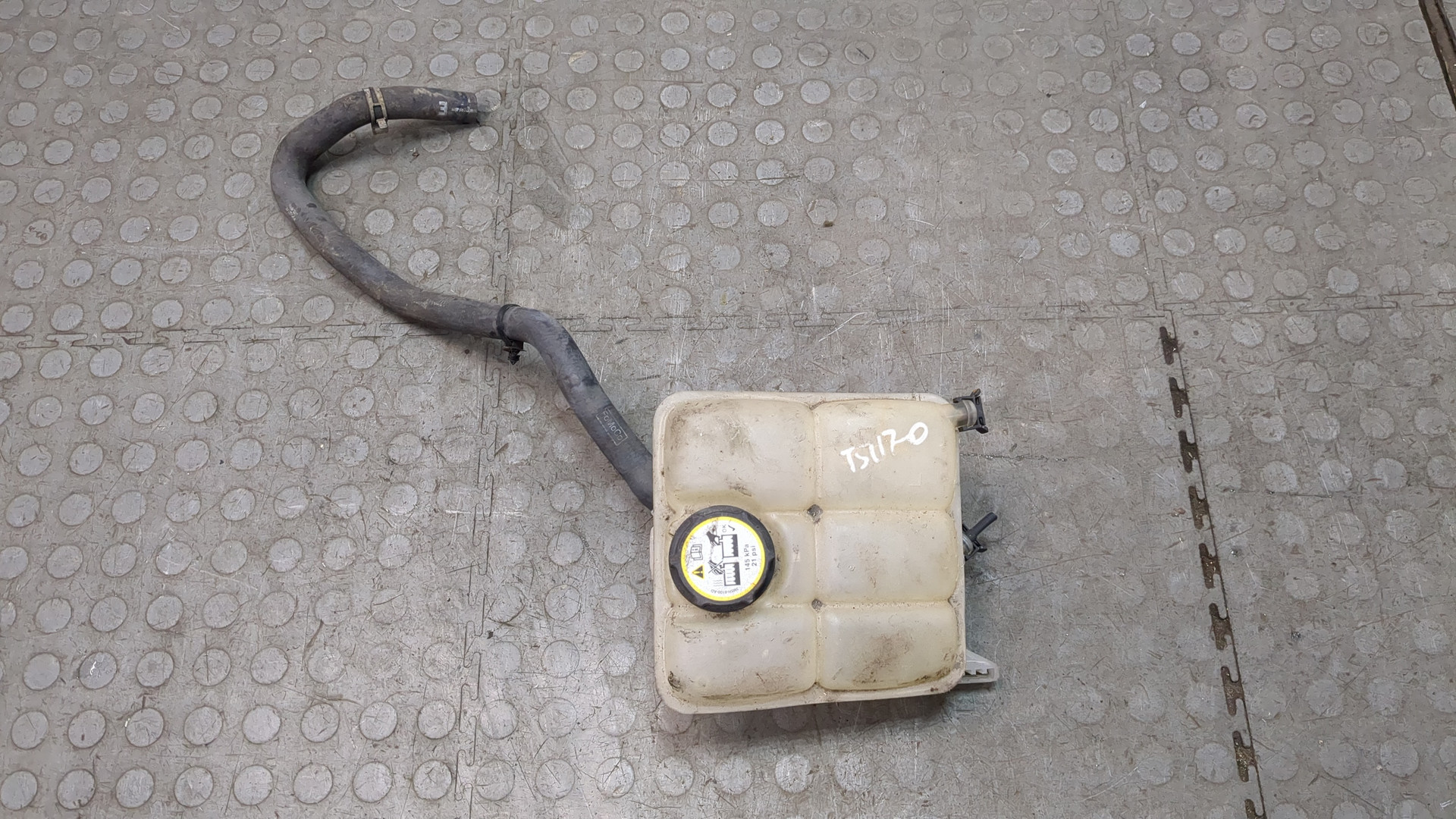 Бачок расширительный