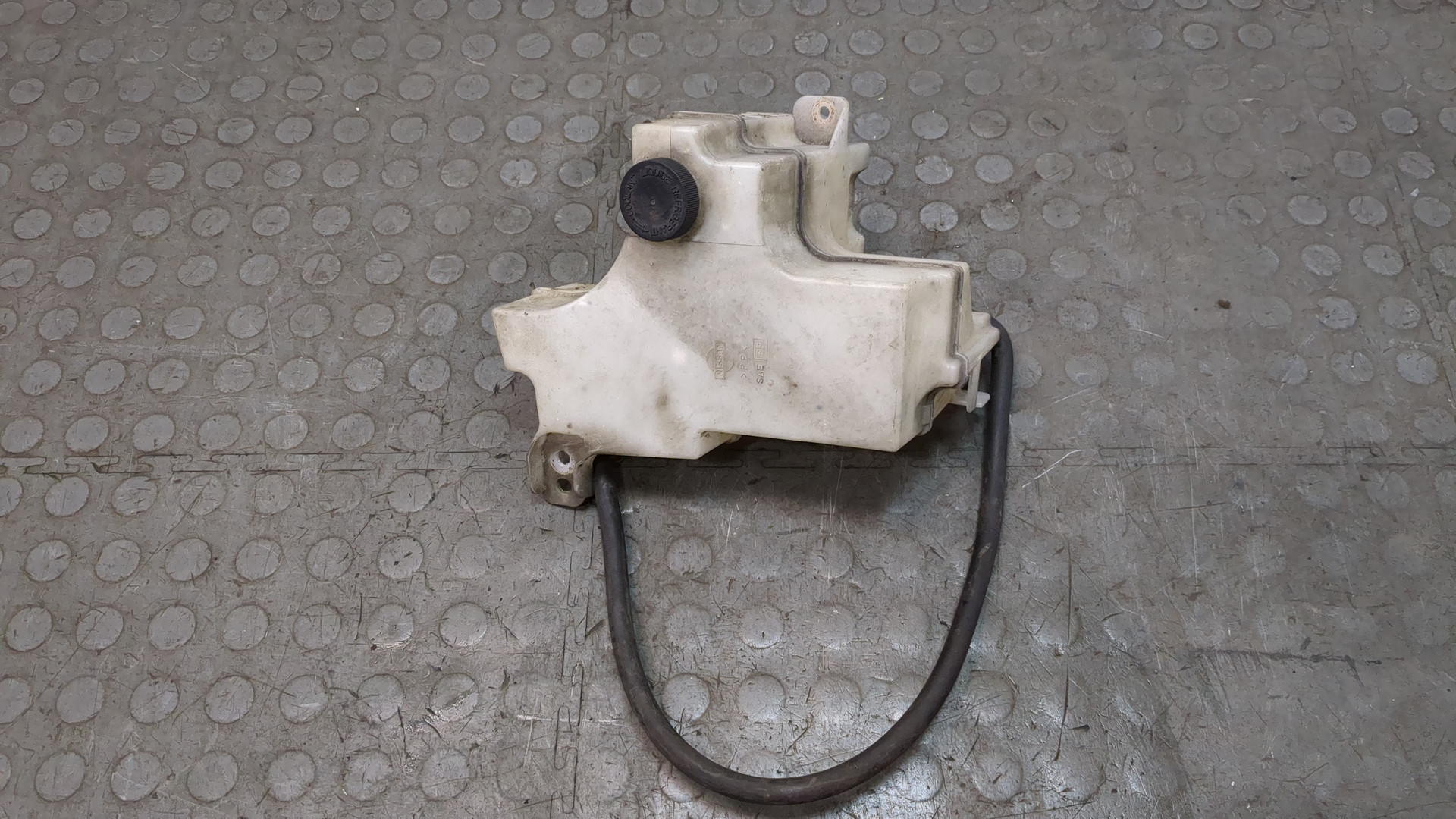 Бачок расширительный