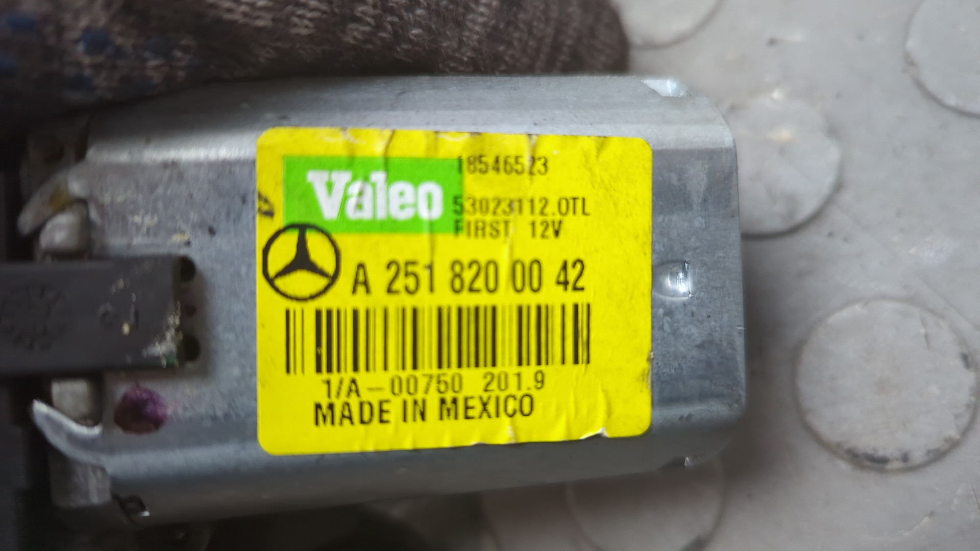 Моторчик стеклоочистителя задний