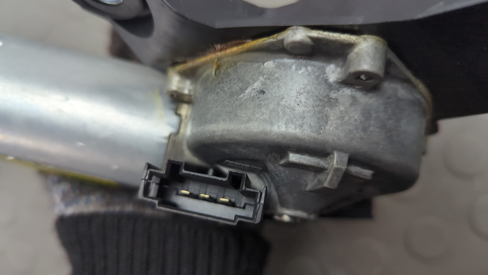 Моторчик стеклоочистителя задний