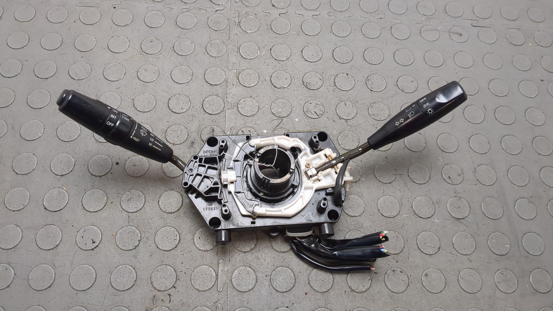 Переключатель подрулевой