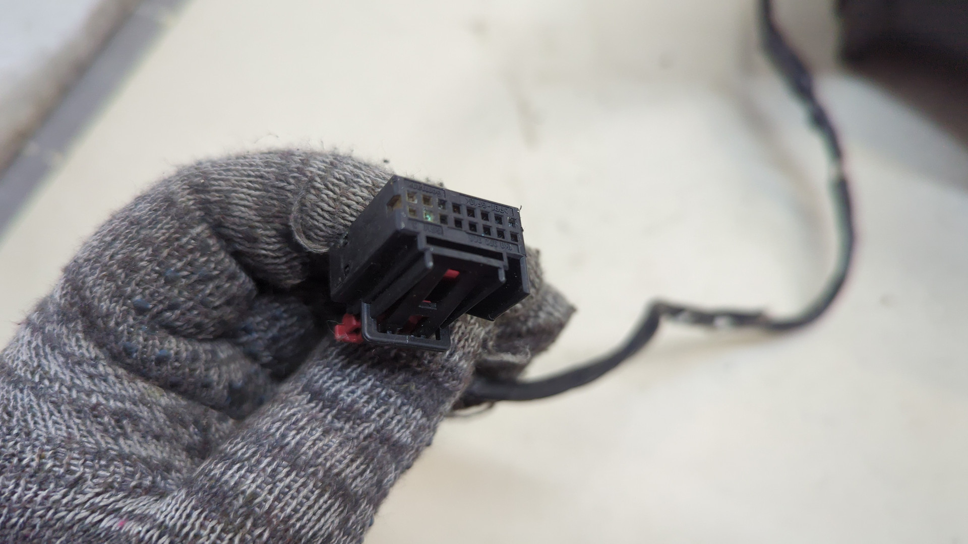 Зеркало правое электрическое