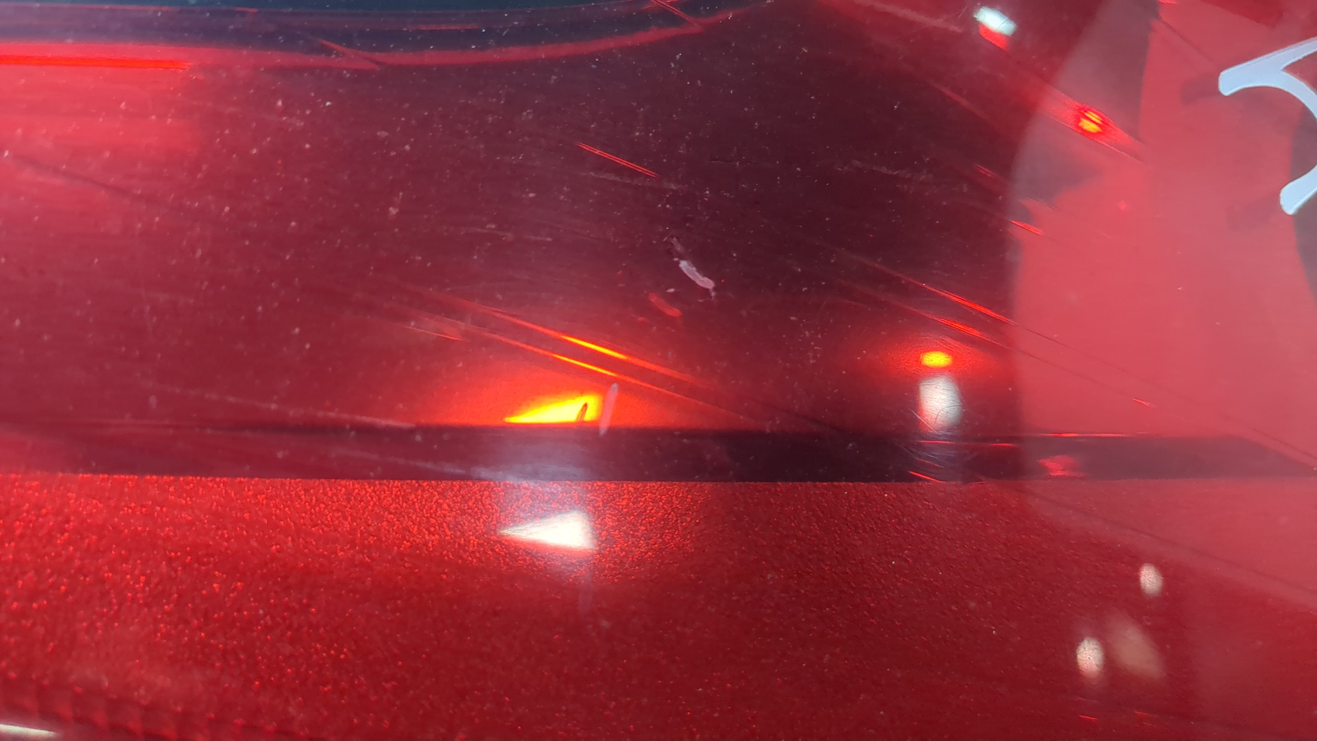 Фонарь задний левый