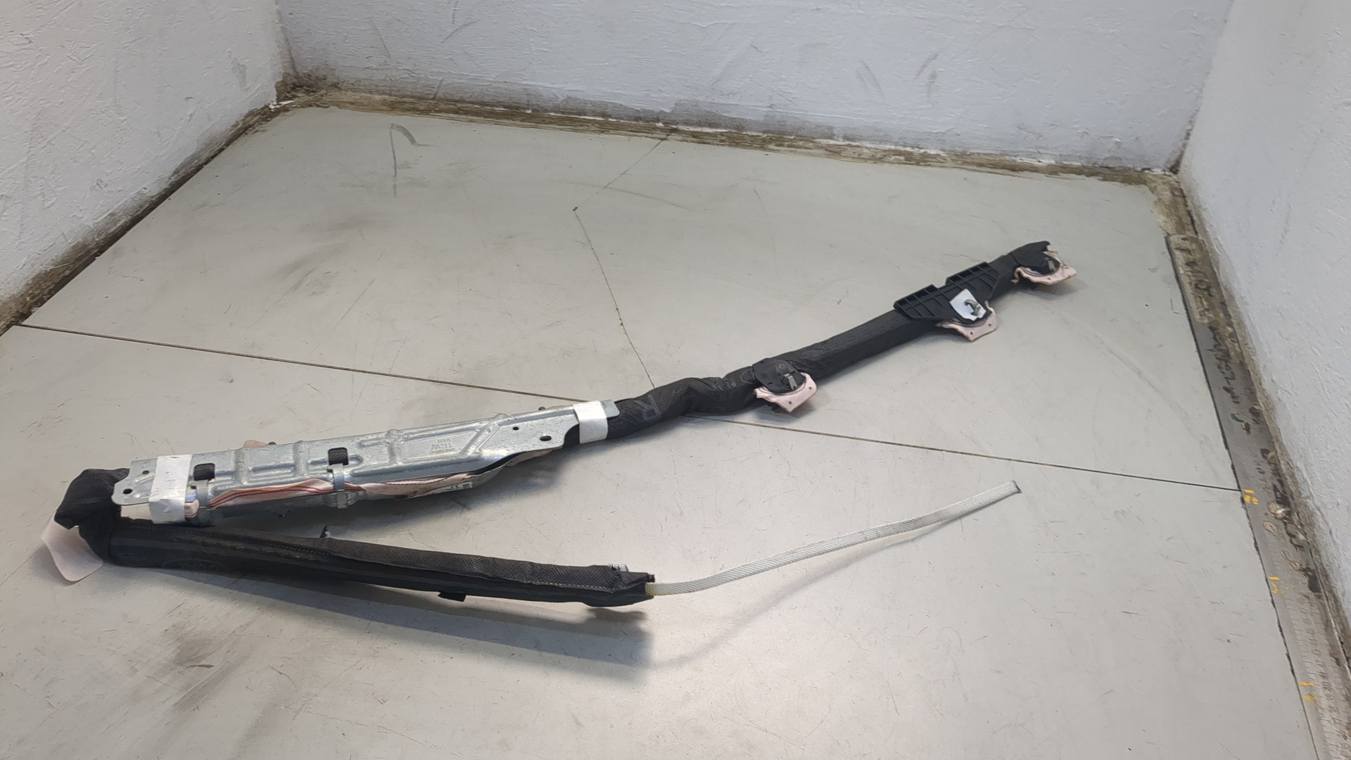 Подушка безопасности боковая (шторка)