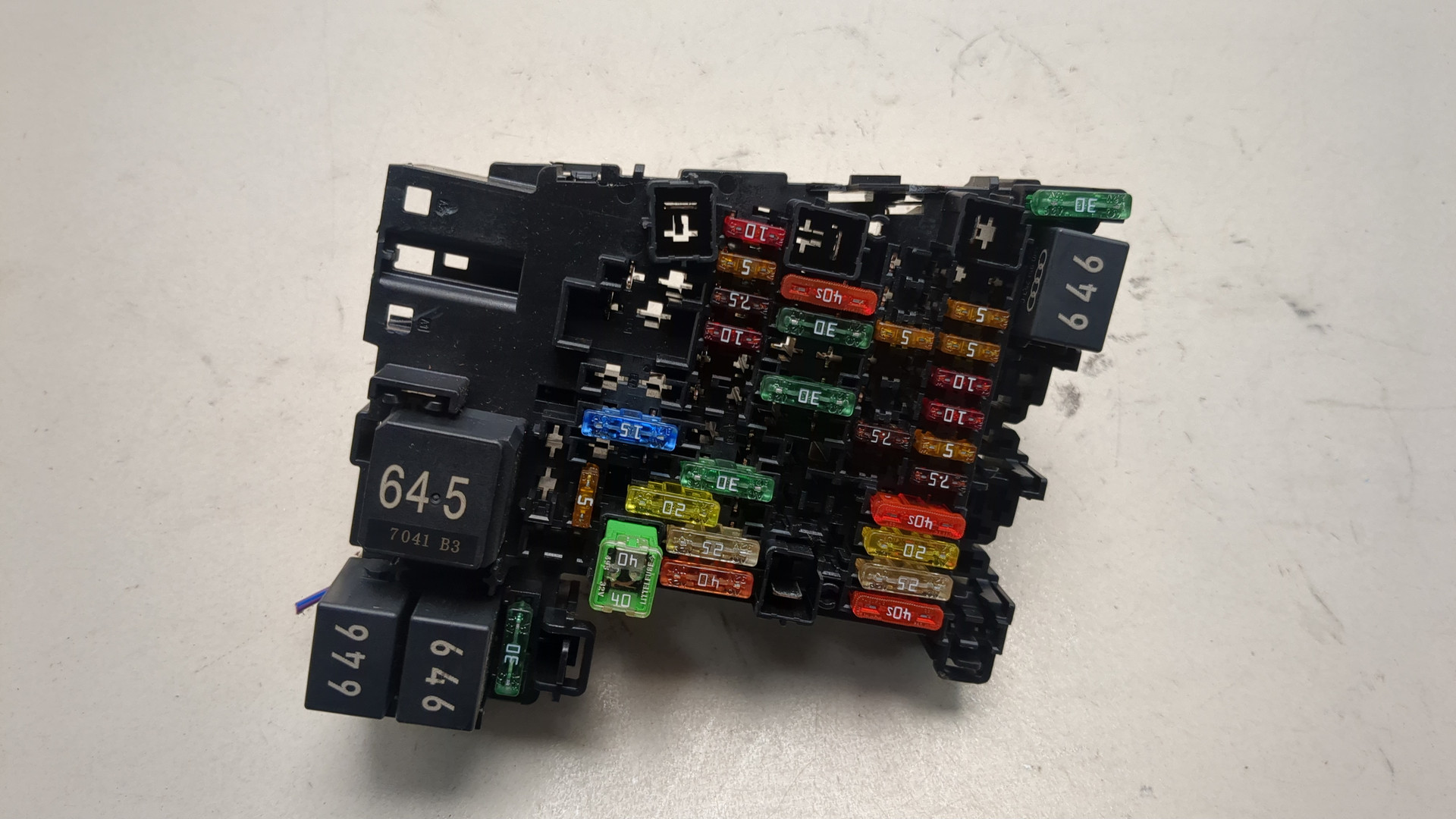 Блок предохранителей