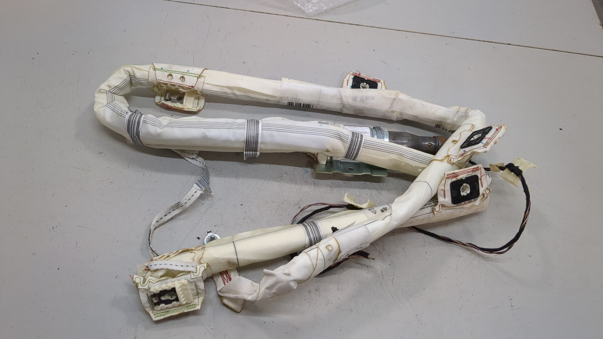 Подушка безопасности боковая (шторка)