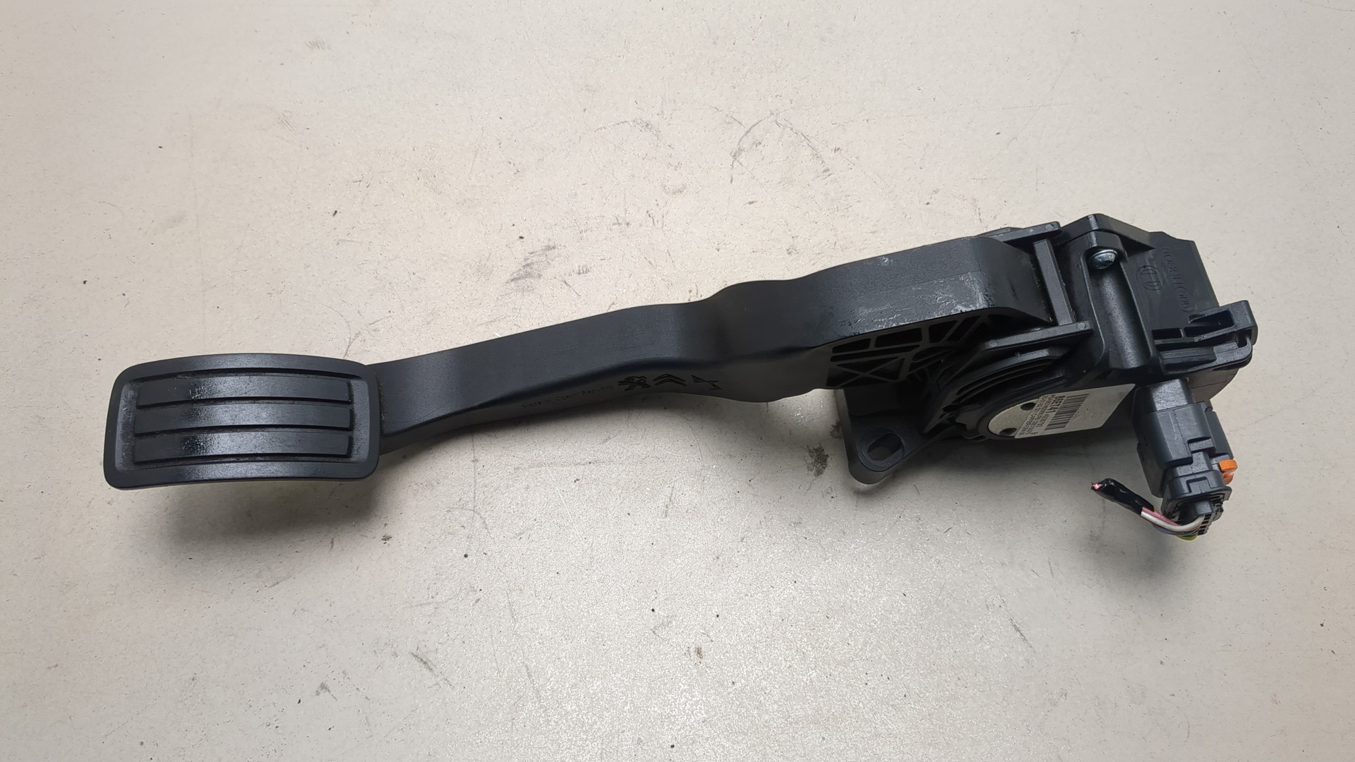 Педаль газа