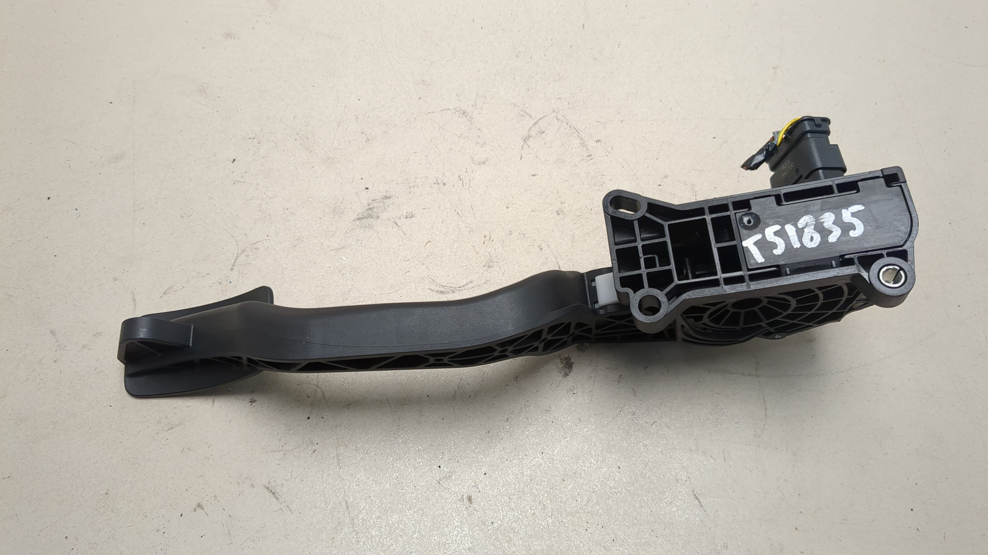 Педаль газа