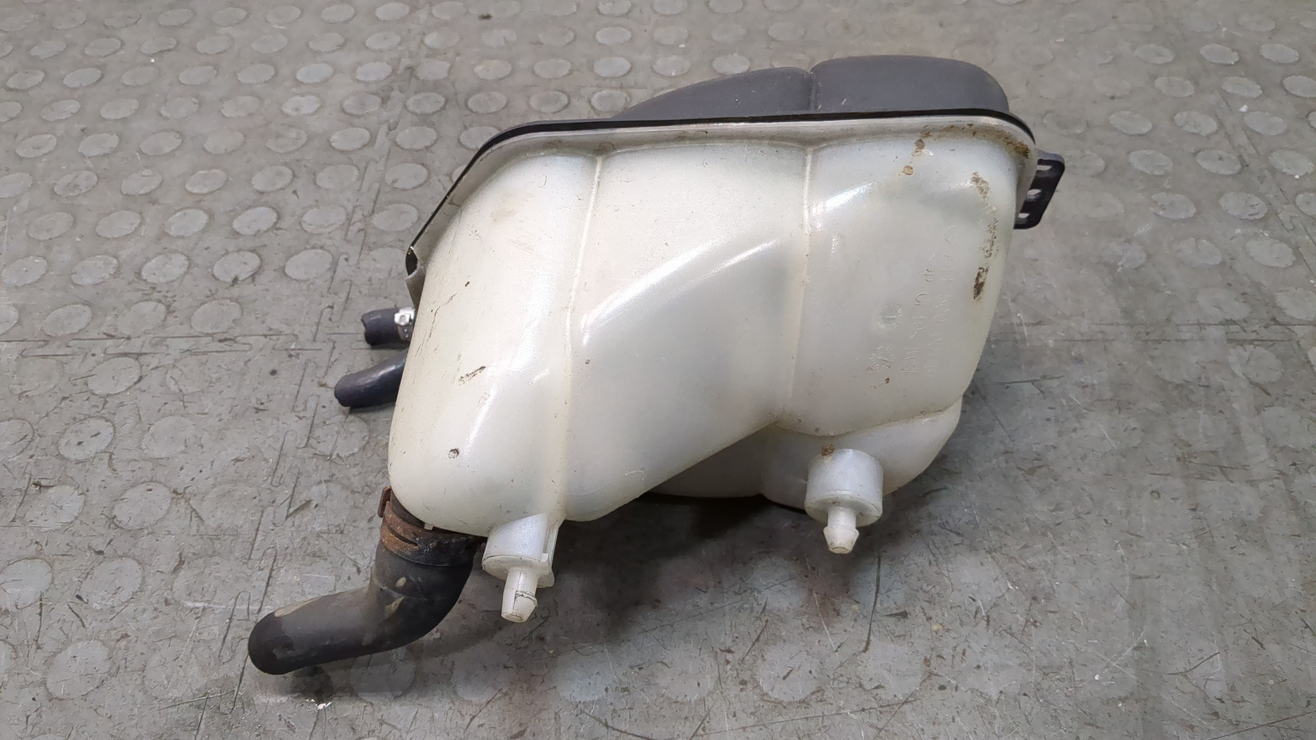 Бачок расширительный