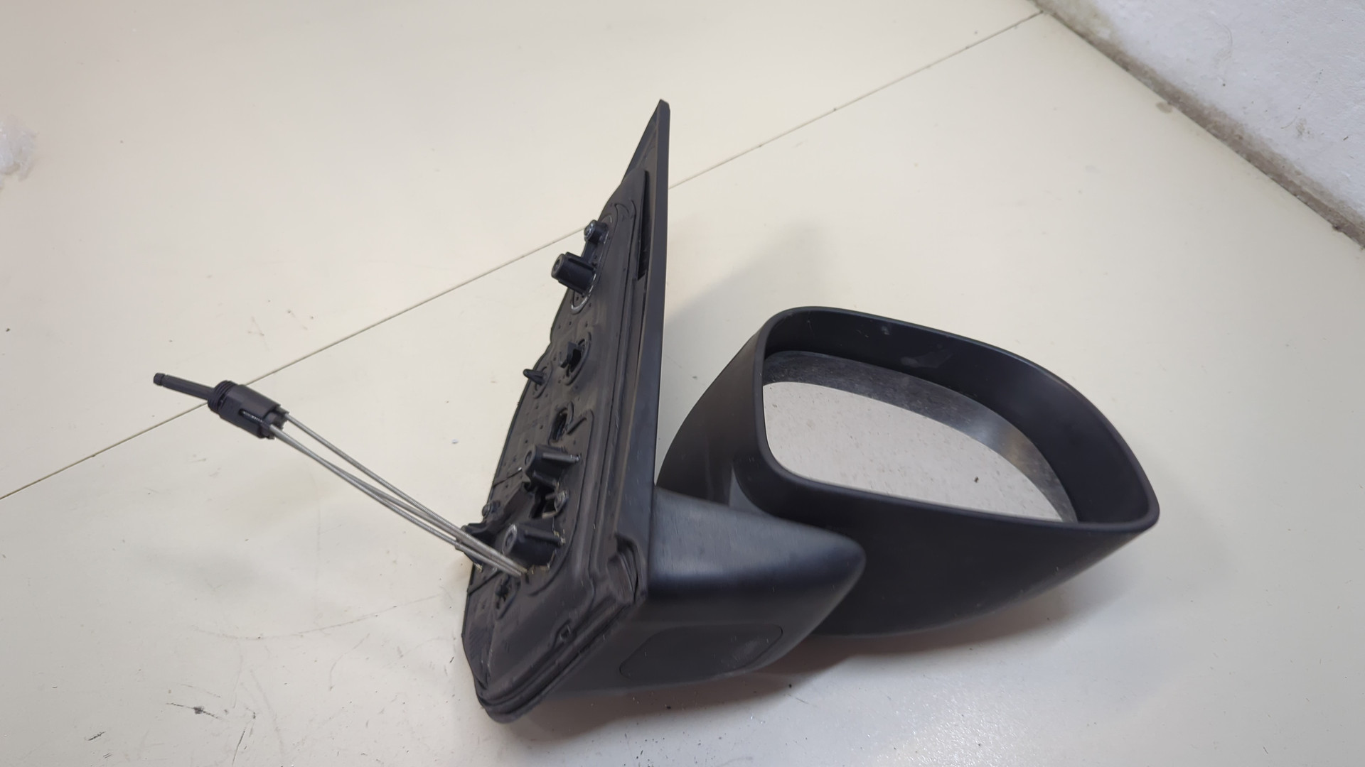 Зеркало правое электрическое