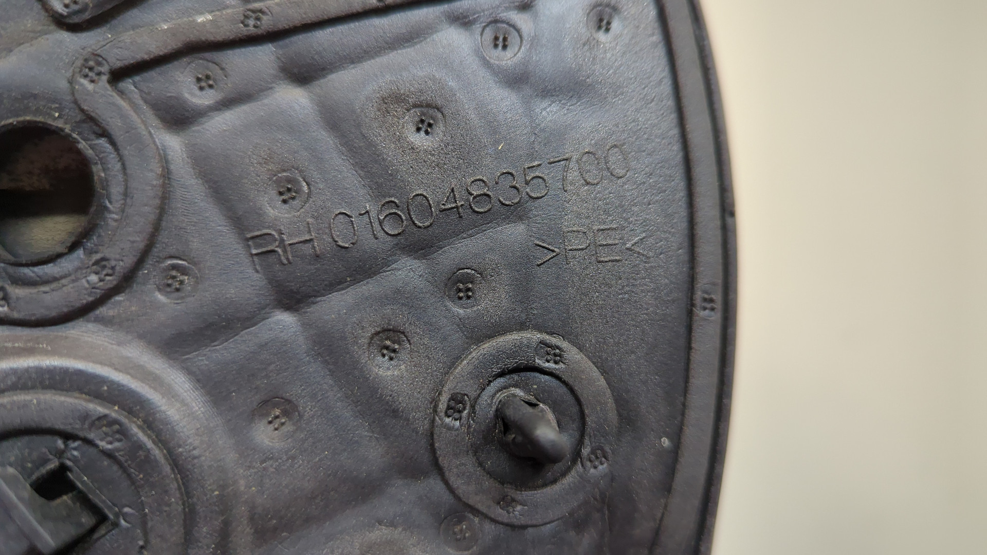 Зеркало правое электрическое