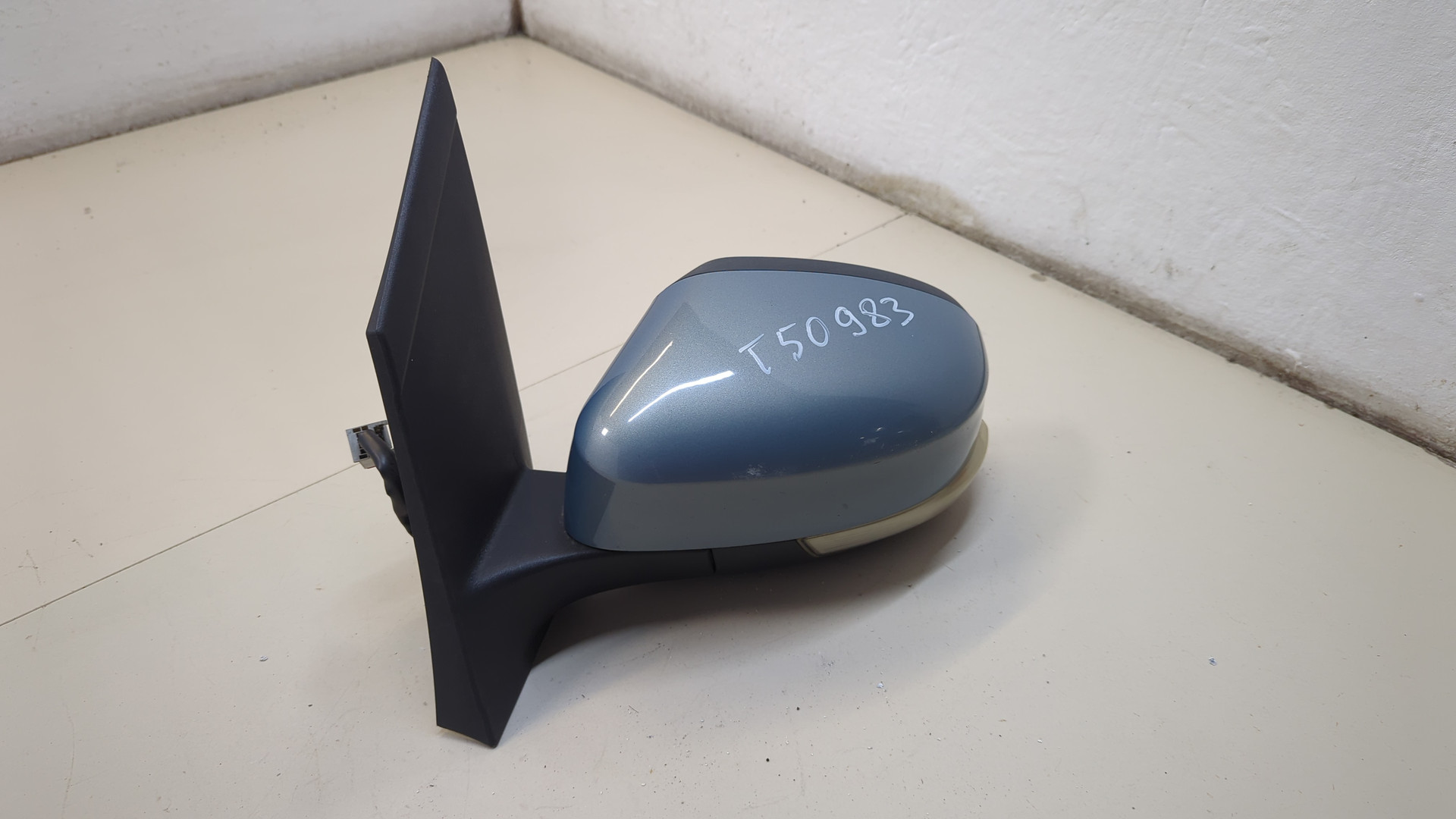 Зеркало левое электрическое